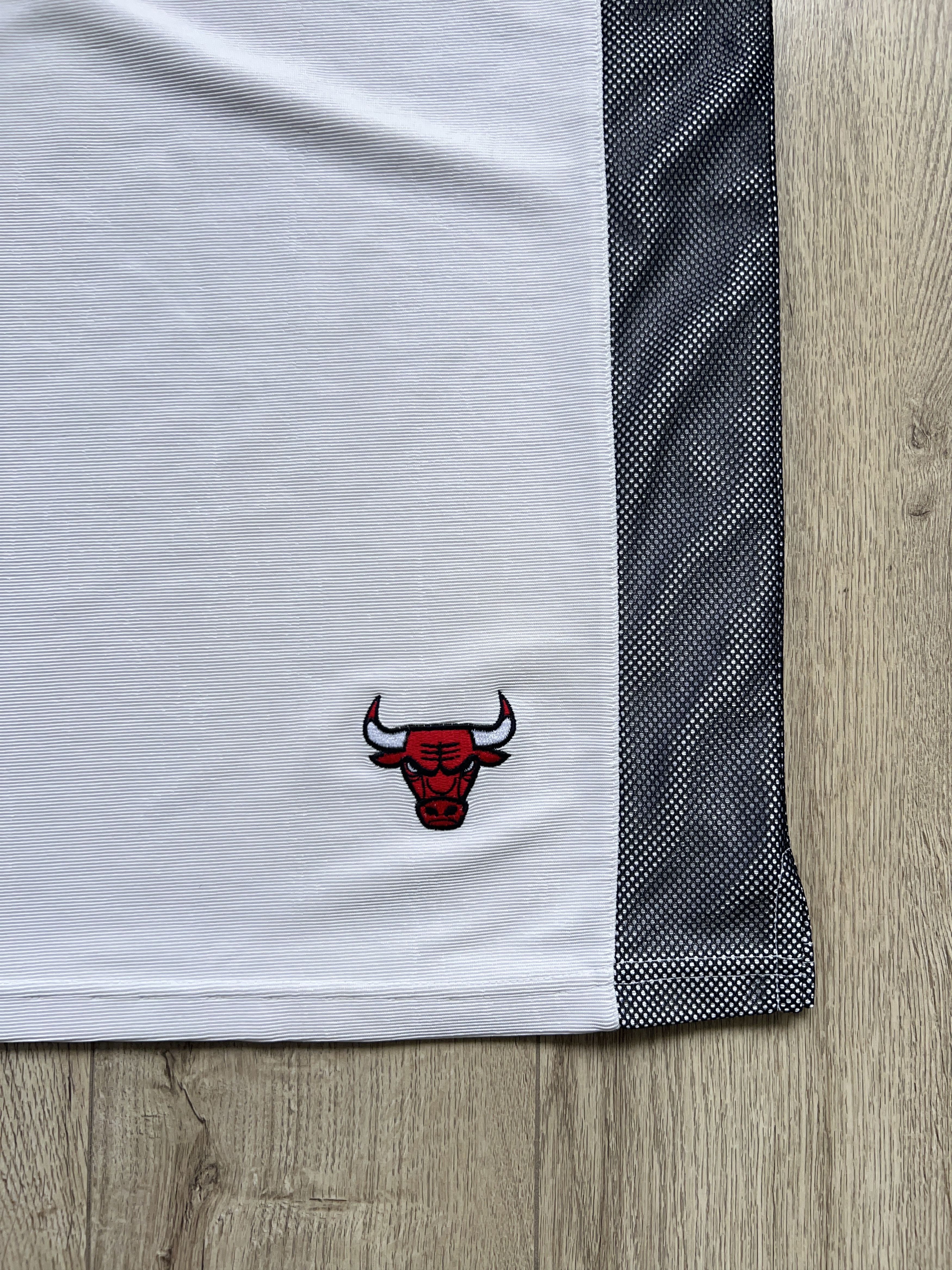 NBA × Vintage Starter Chicago Bulls Basketball NBA Zip 1/4 Jersey Shirt Size US XL / EU 56 / 4 - 11 Thumbnail