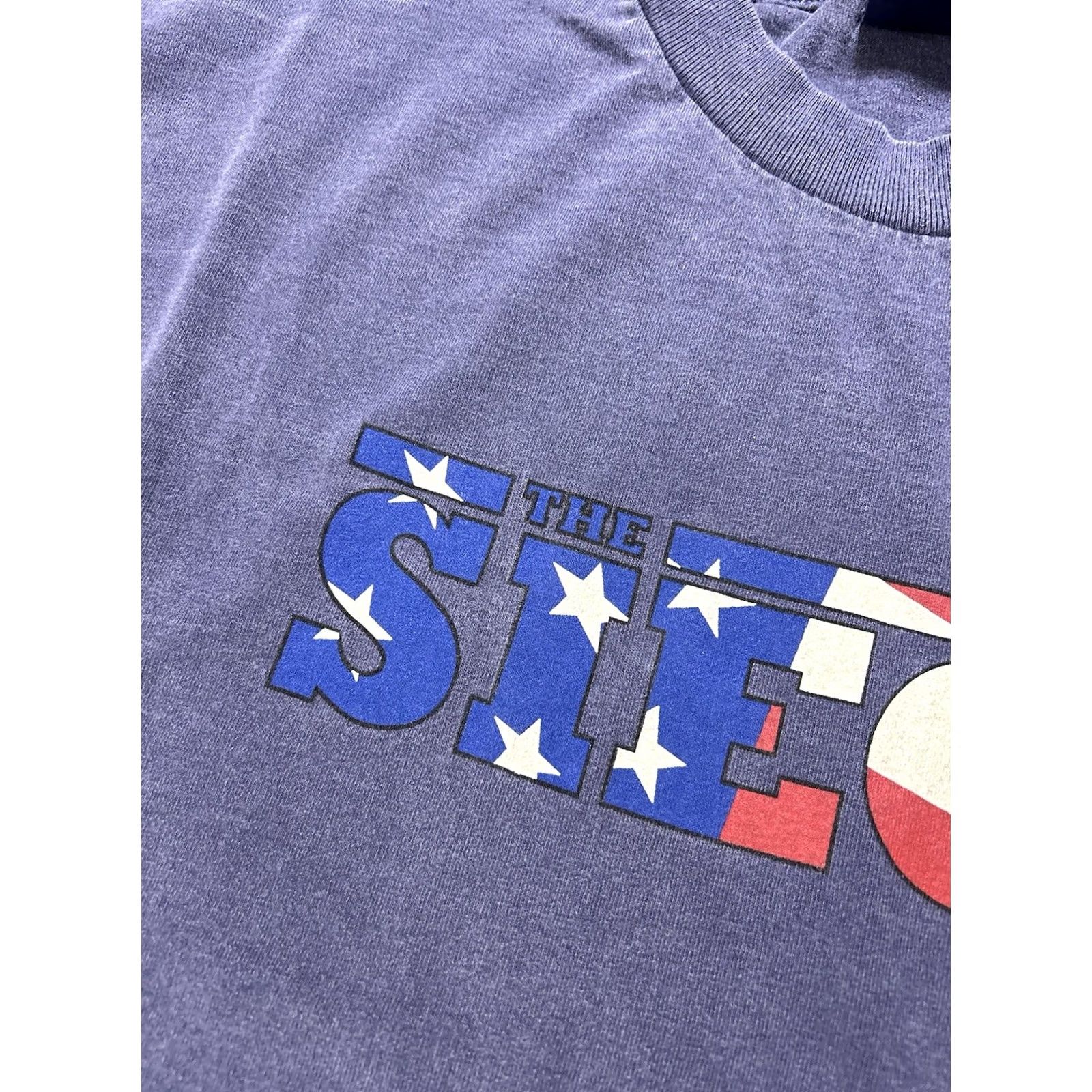 AAA VINTAGE The SIEGE Movie Shirt 1998 Denzel Washington XL 100% cotton Blue 90s Mens Size US XL / EU 56 / 4 - 3 Thumbnail