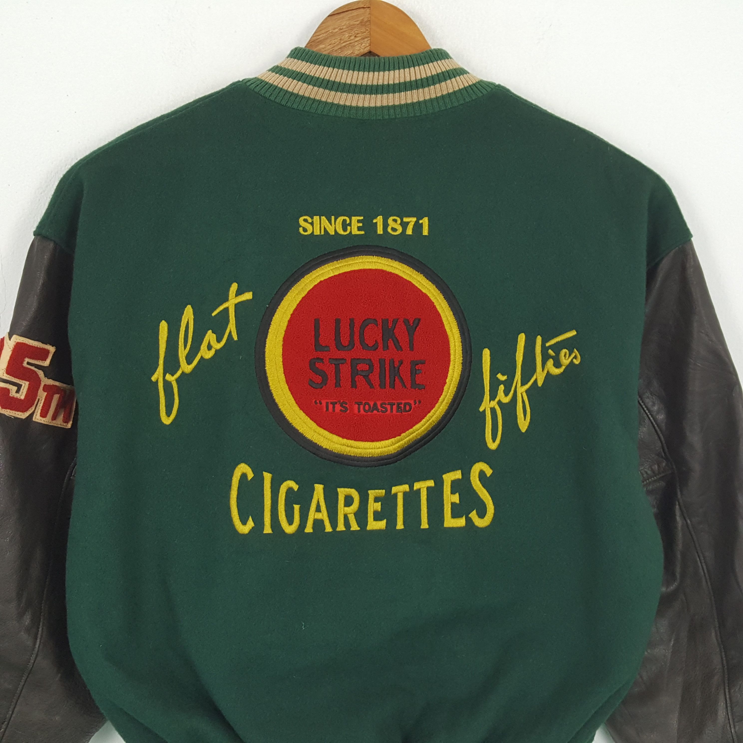 Vintage Vintage LUCKY STRIKES CIGARETTES Varsity Promo Jacket Size US XL / EU 56 / 4 - 2 Thumbnail