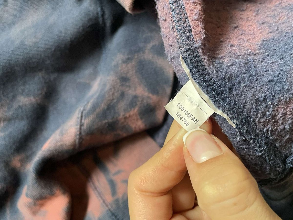 Nike × Vintage Vintage Nike Sweatshirt Tie Dye Oversized Small Logo Size US XL / EU 56 / 4 - 8 Thumbnail