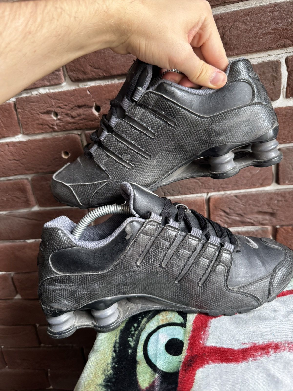 Nike 2014 Y2k Woman Nike Shox Low Sneakers Black Drip Streetwear Size US 9 / IT 39 - 6 Thumbnail