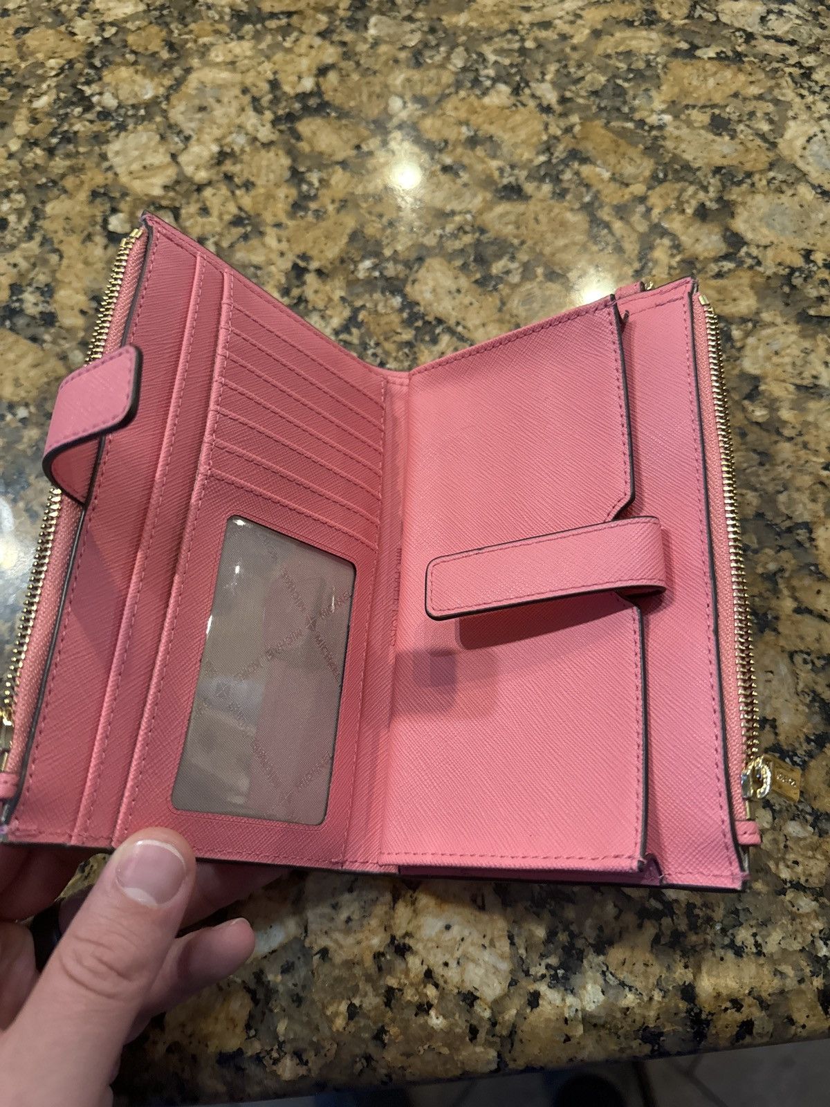 Michael Kors Michael Kors Primrose Pink Wristlet Phone Wallet Size ONE SIZE - 5 Thumbnail