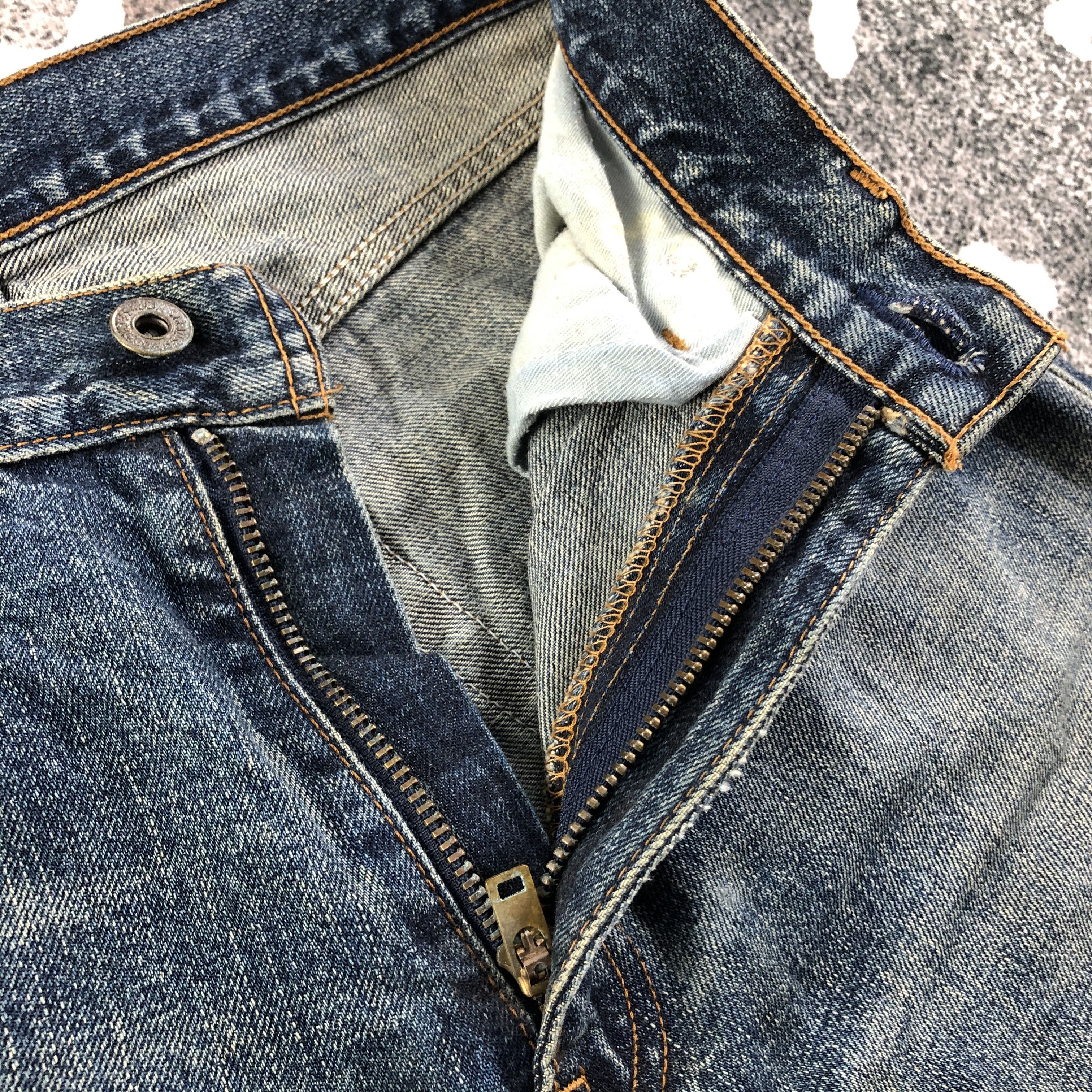 Levi's Vintage 90s Levis 502 Jeans Dirty Blue Wash Denim KJ1909 Size US 28 / EU 44 - 8 Thumbnail
