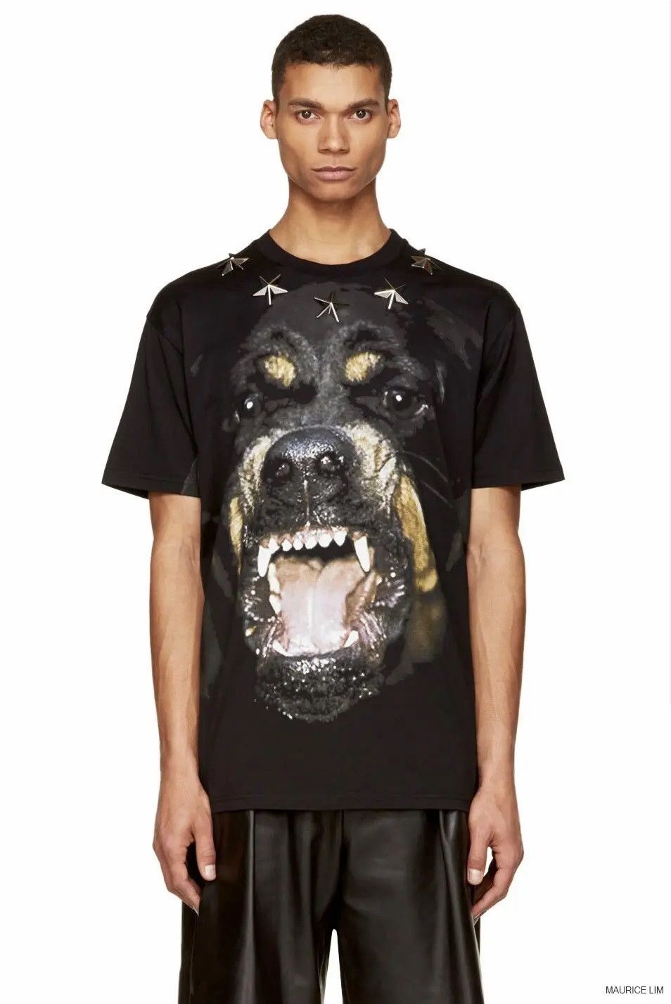 Givenchy Givenchy - RT - S/S 15 - Star Applique Rottweiler Tee Size US XS / EU 42 / 0 - 1 Thumbnail