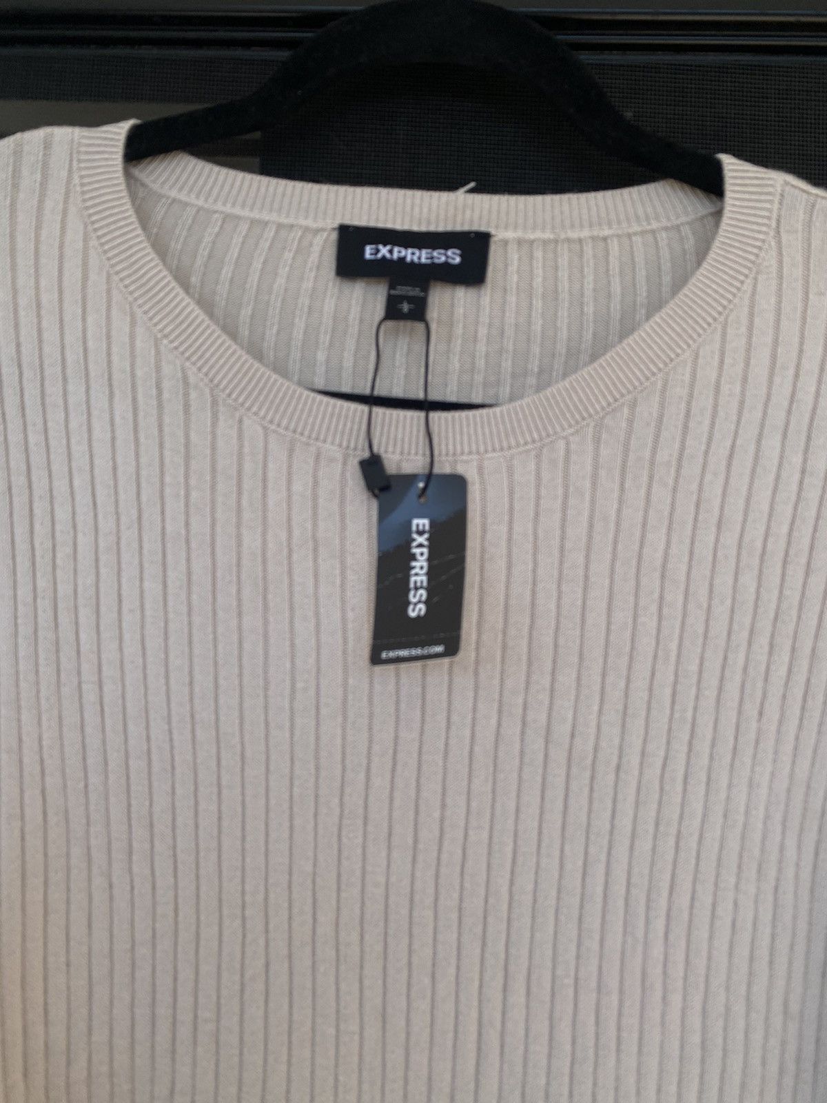 Express NWT Express Pleated Puff Lantern Satin Sleeve Knit Sweater Size L / US 10 / IT 46 - 4 Thumbnail