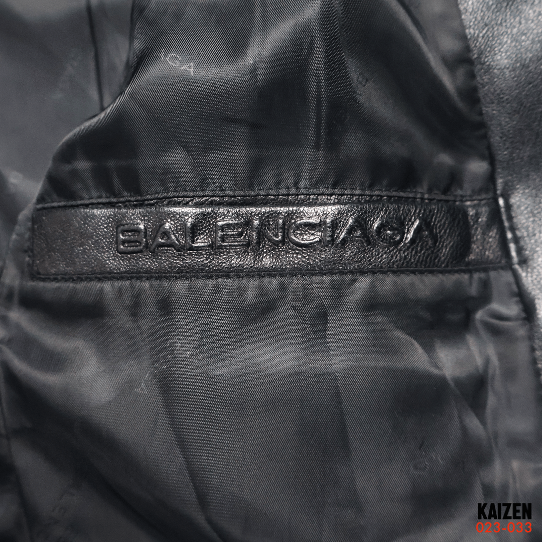 Balenciaga VINTAGE x BALENCIAGA - LEATHER JACKET ‘NICHOLAS GHESQUIRRE’ Size US XXL / EU 58 / 5 - 8 Thumbnail