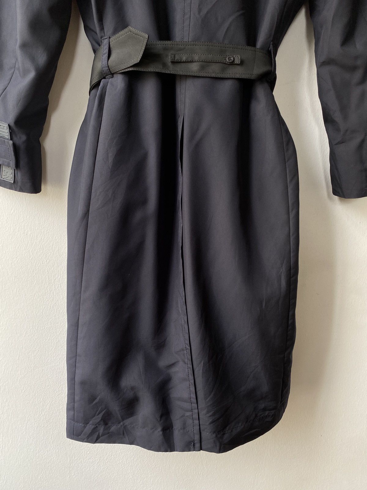 Dirk Bikkembergs Dirk Bikkembergs Nylon Long Jacket Size US L / EU 52-54 / 3 - 12 Thumbnail