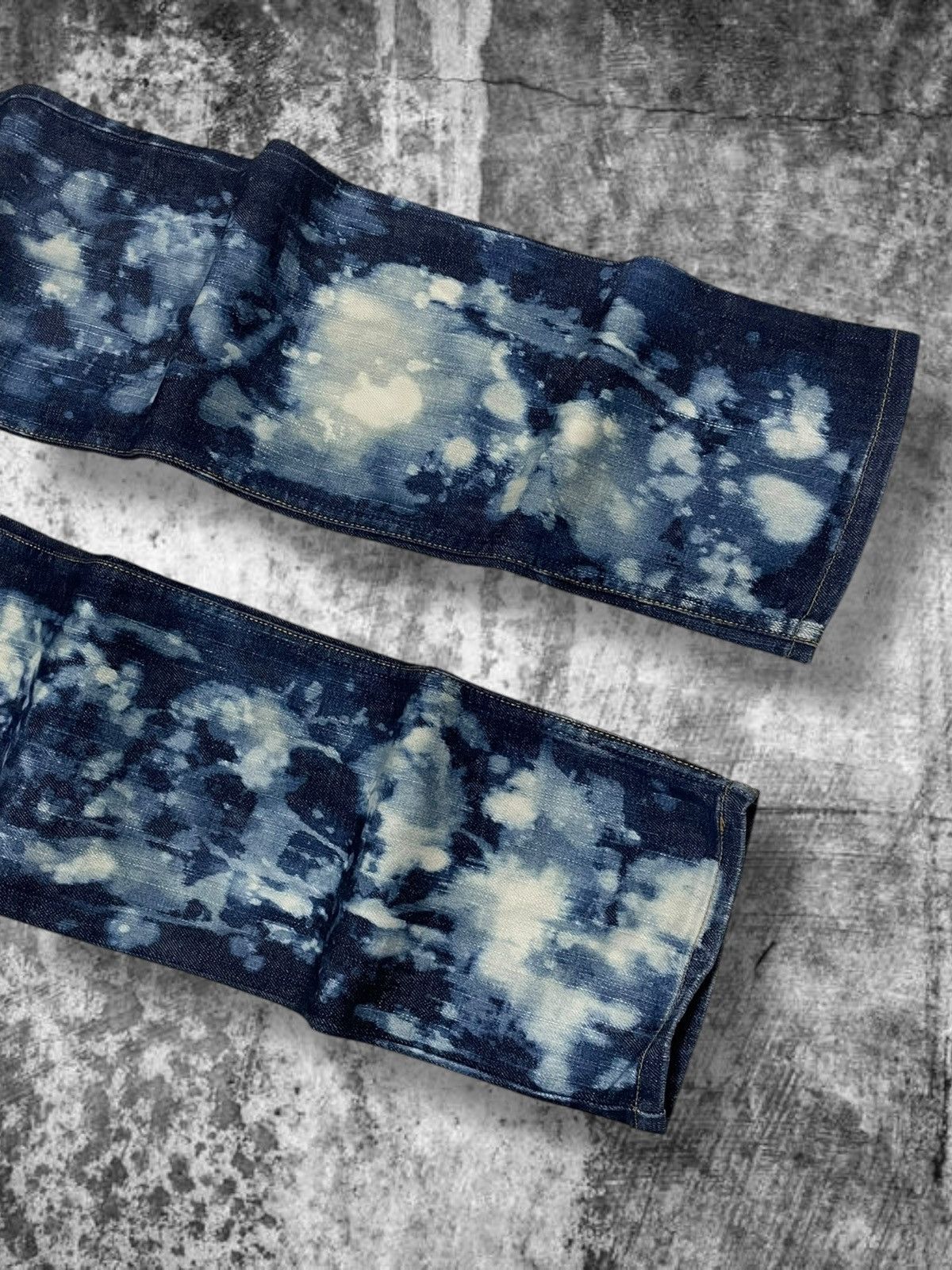 Japanese Brand Vintage Japan Designer Hare Exclusive Design Bleach Denim Size US 32 / EU 48 - 4 Thumbnail