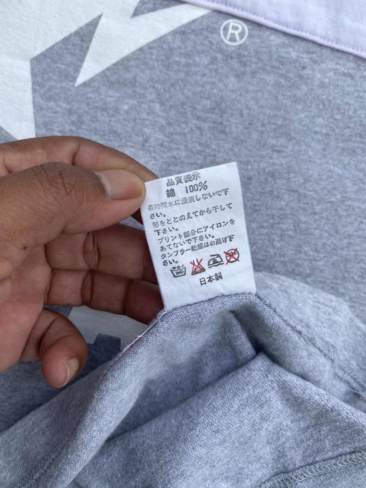 Bape Rare Vintage BAPESTA Single Pocket Tshirt Size US L / EU 52-54 / 3 - 17 Thumbnail