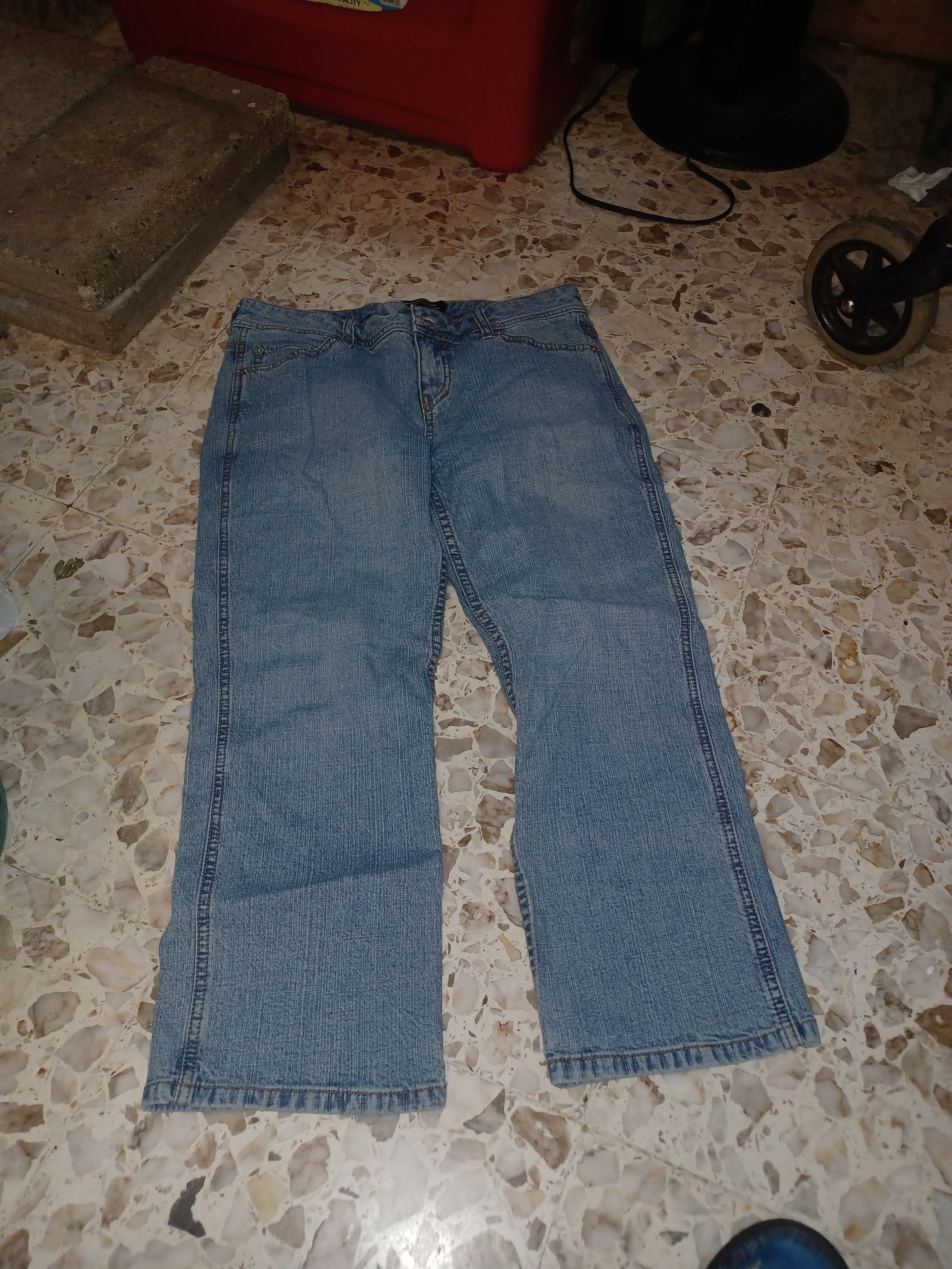 Other London Tear Women's Stretch Cropped Jeans SZ 6 Blue Size 28" / US 6 / IT 42 - 1 Thumbnail