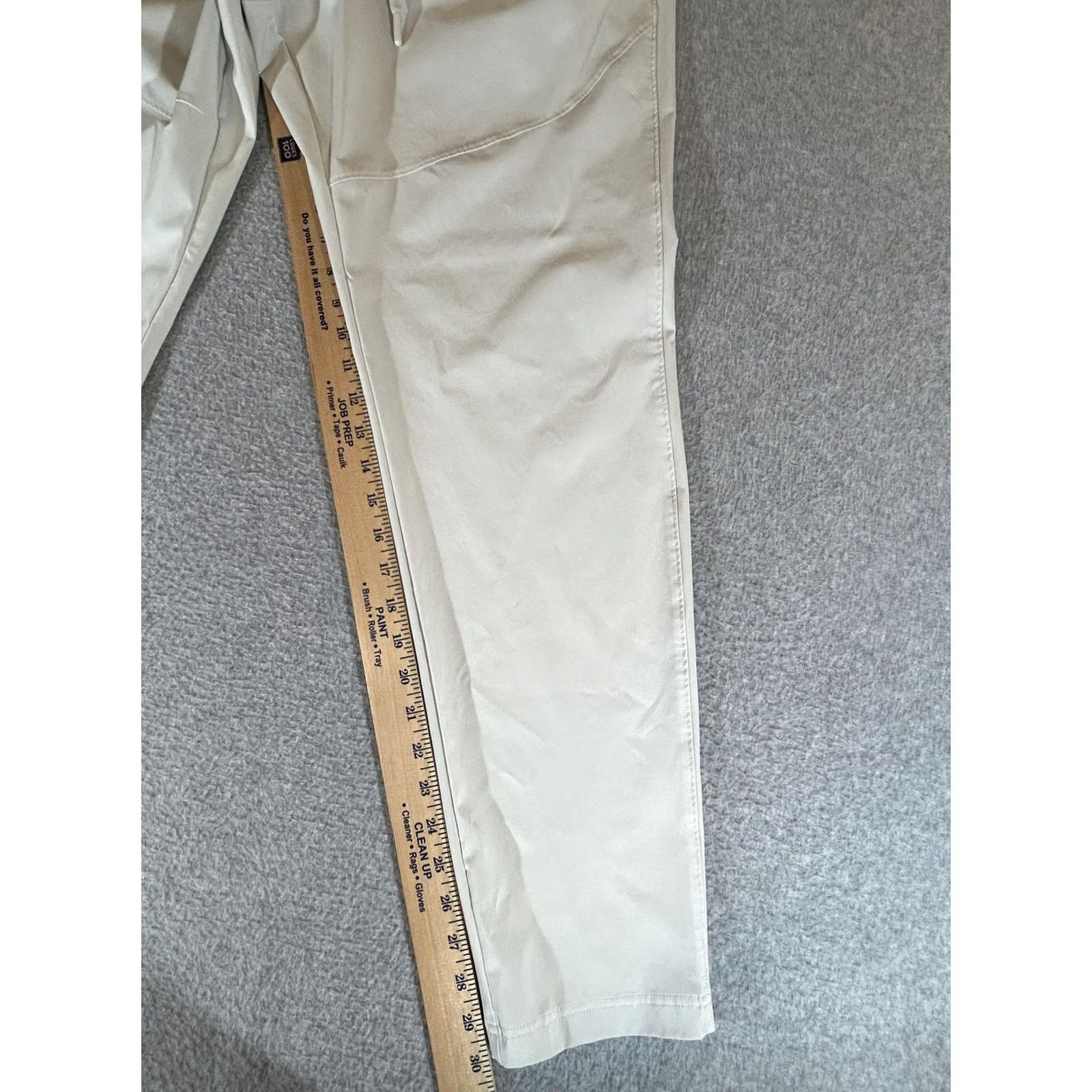 Under Armour Under Armour Beige Pants Men Large Joggers Track Lightweight Soccer Athletic Gym Vibe Size US 33 - 4 Thumbnail