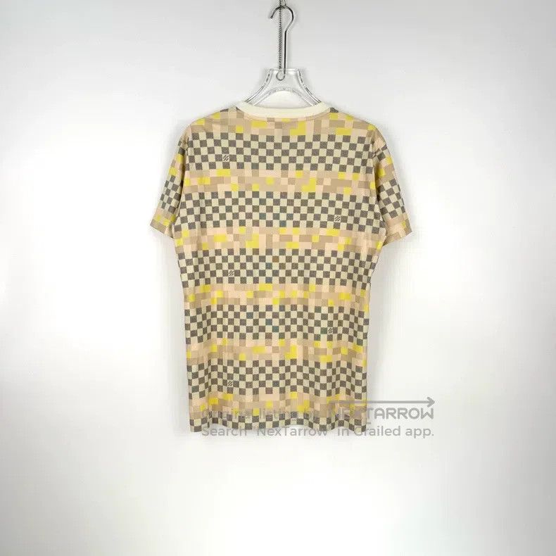 Louis Vuitton Louis Vuitton Grey and pink checkerboard chain short sleev Size US L / EU 52-54 / 3 - 4 Thumbnail