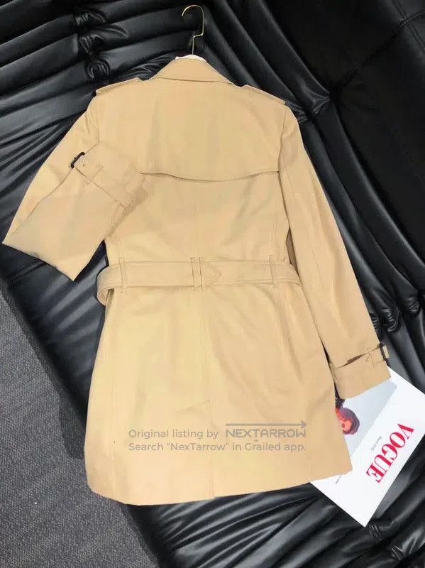 Burberry Burberry Women's Khaki Cotton Trench Coat. Size M / US 6-8 / IT 42-44 - 2 Thumbnail