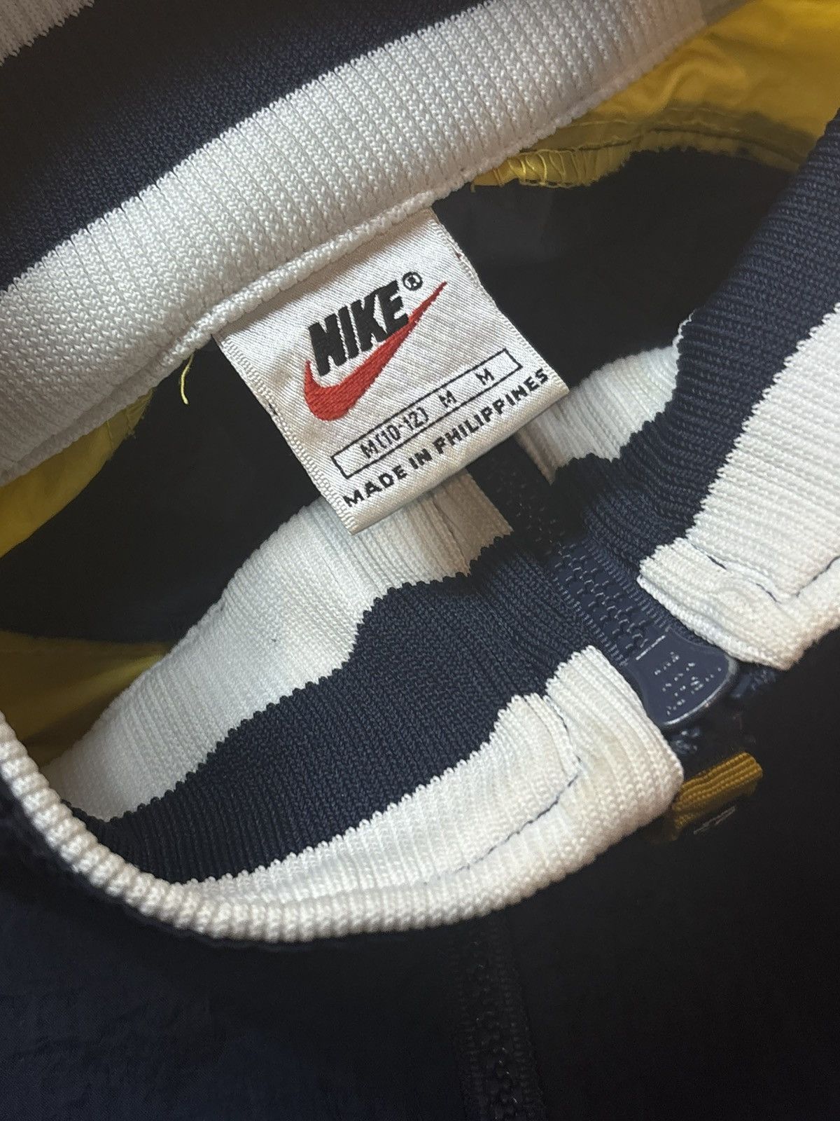90s Nike Vintage Nylon Jacket Big Swoosh Logo Back Rare Y2K