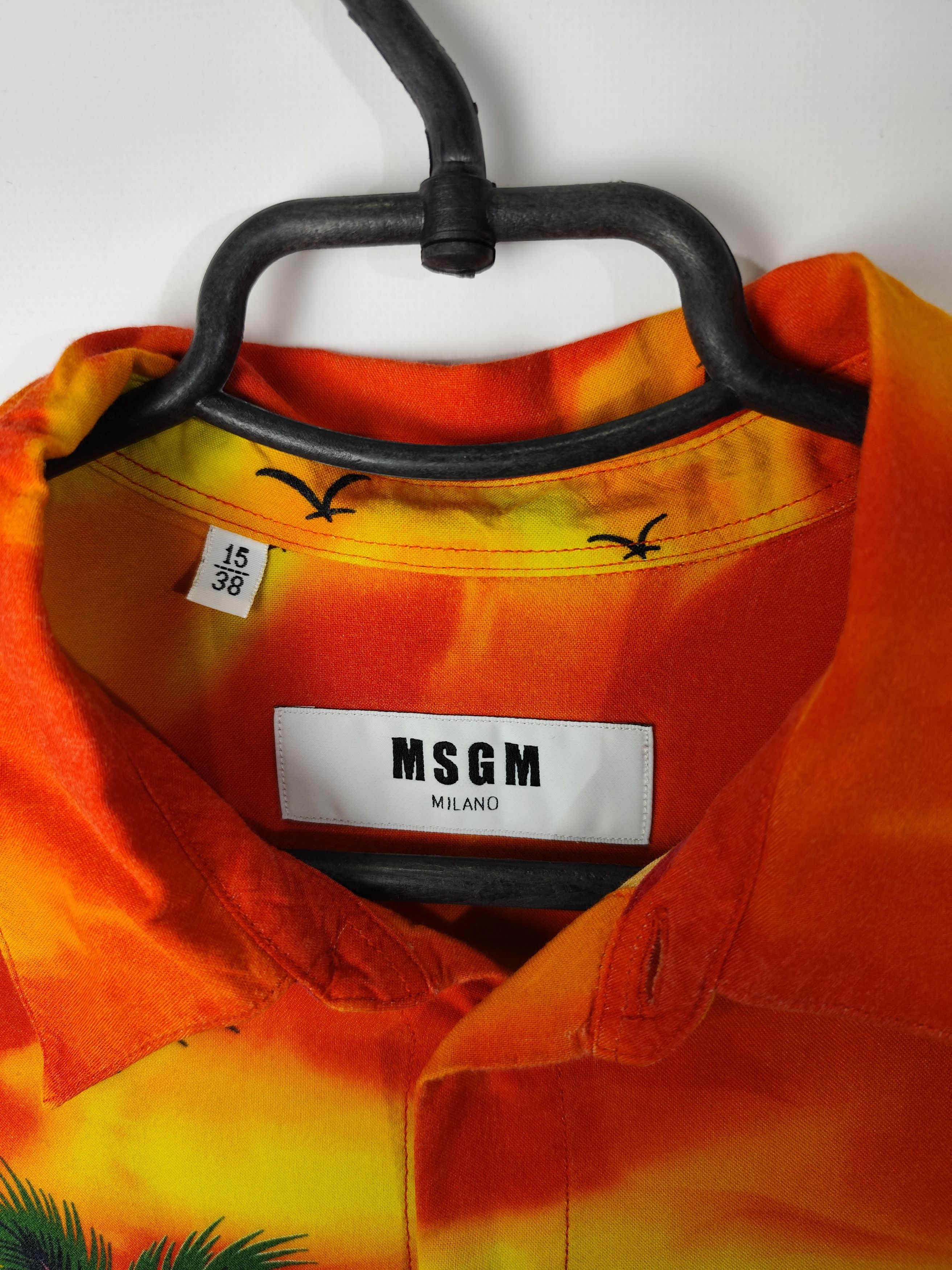 MSGM Vintage streetwear y2k sk8 designer MSGM T-shirt SZ 38 Size US M / EU 48-50 / 2 - 3 Thumbnail