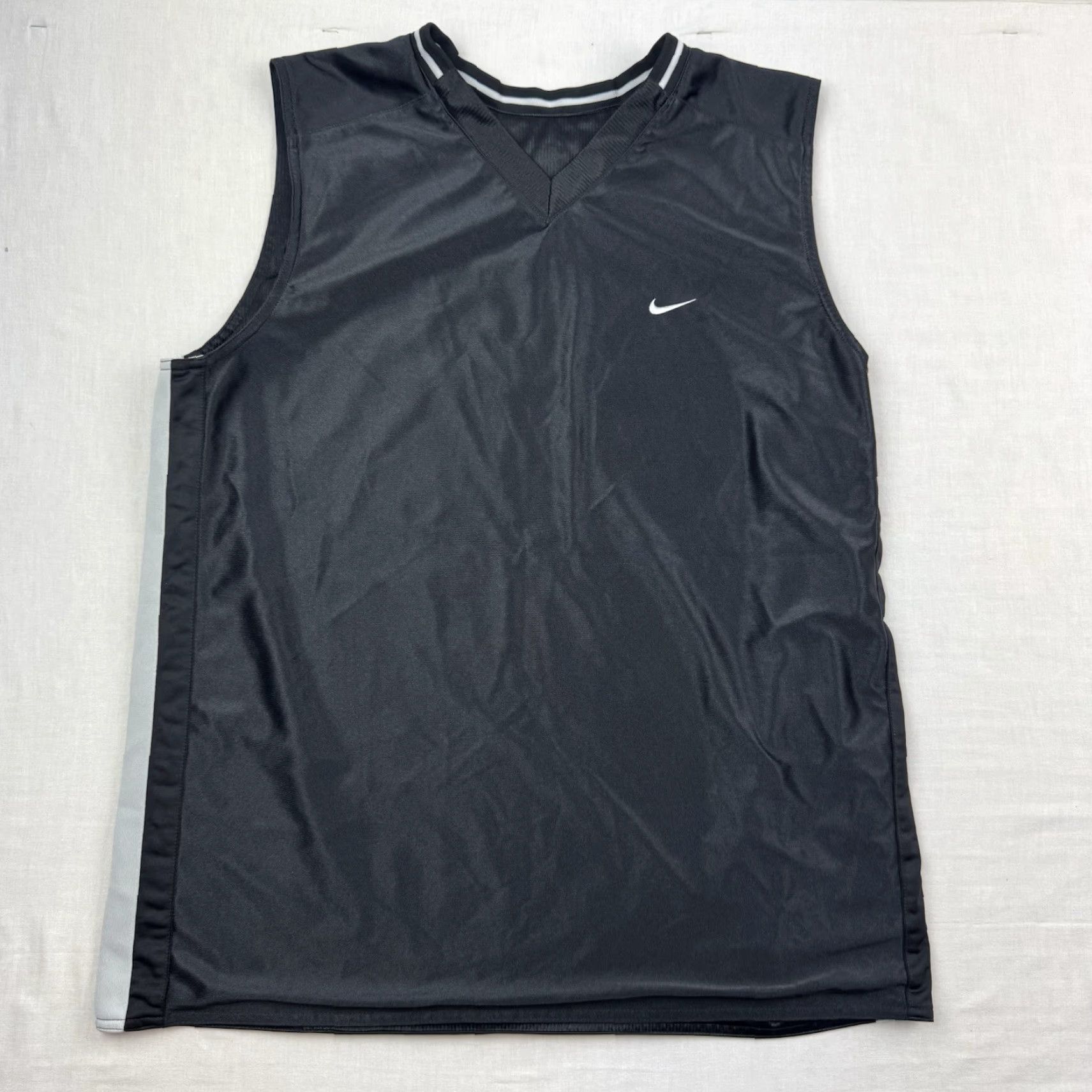Nike Vintage Nike Tank Top Adult XL Reversible Sports Athletic Polyester Y2K 90s Size US XL / EU 56 / 4 - 3 Thumbnail