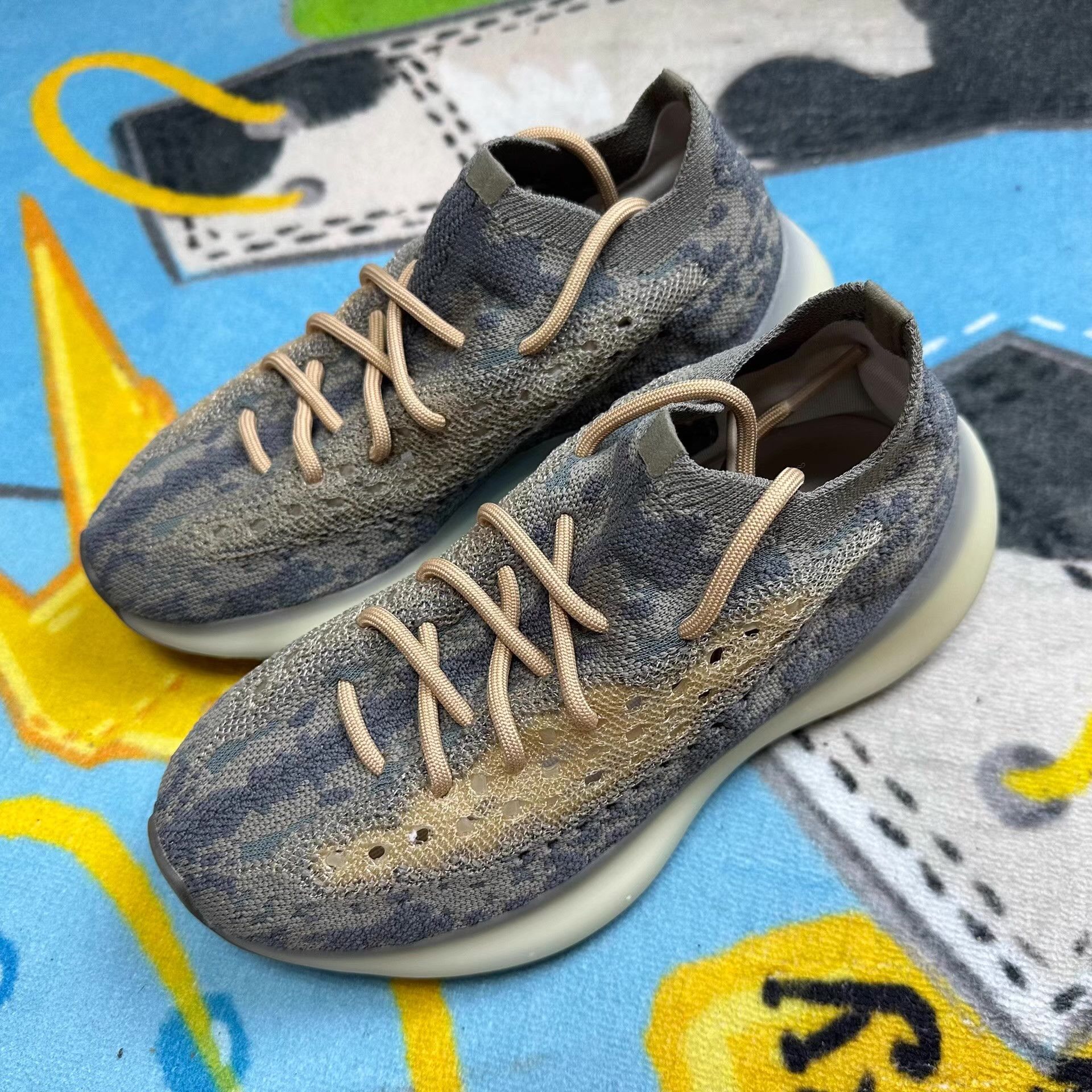 Yeezy YEEZY 380 Brown Ｑ20 Size US 5.5 / EU 38 - 1 Thumbnail