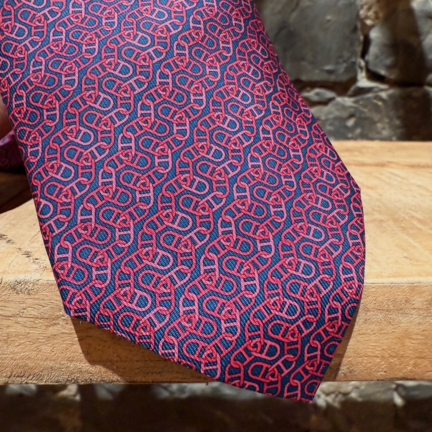 Hermes Hermès Pink Chaine D'Ancre Pattern Navy Silk Tie Size ONE SIZE - 3 Thumbnail