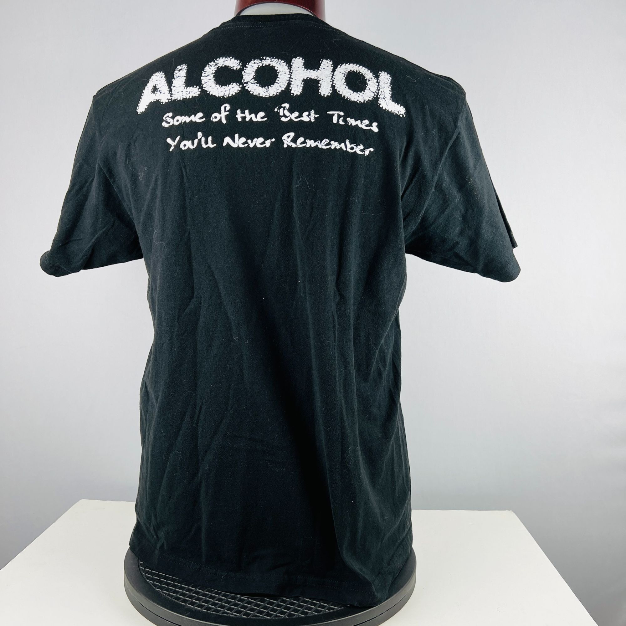 Tultex Brad Paisley ALCOHOL Beat This Winter Tour Concert XL T-Shir Size US XL / EU 56 / 4 - 3 Thumbnail