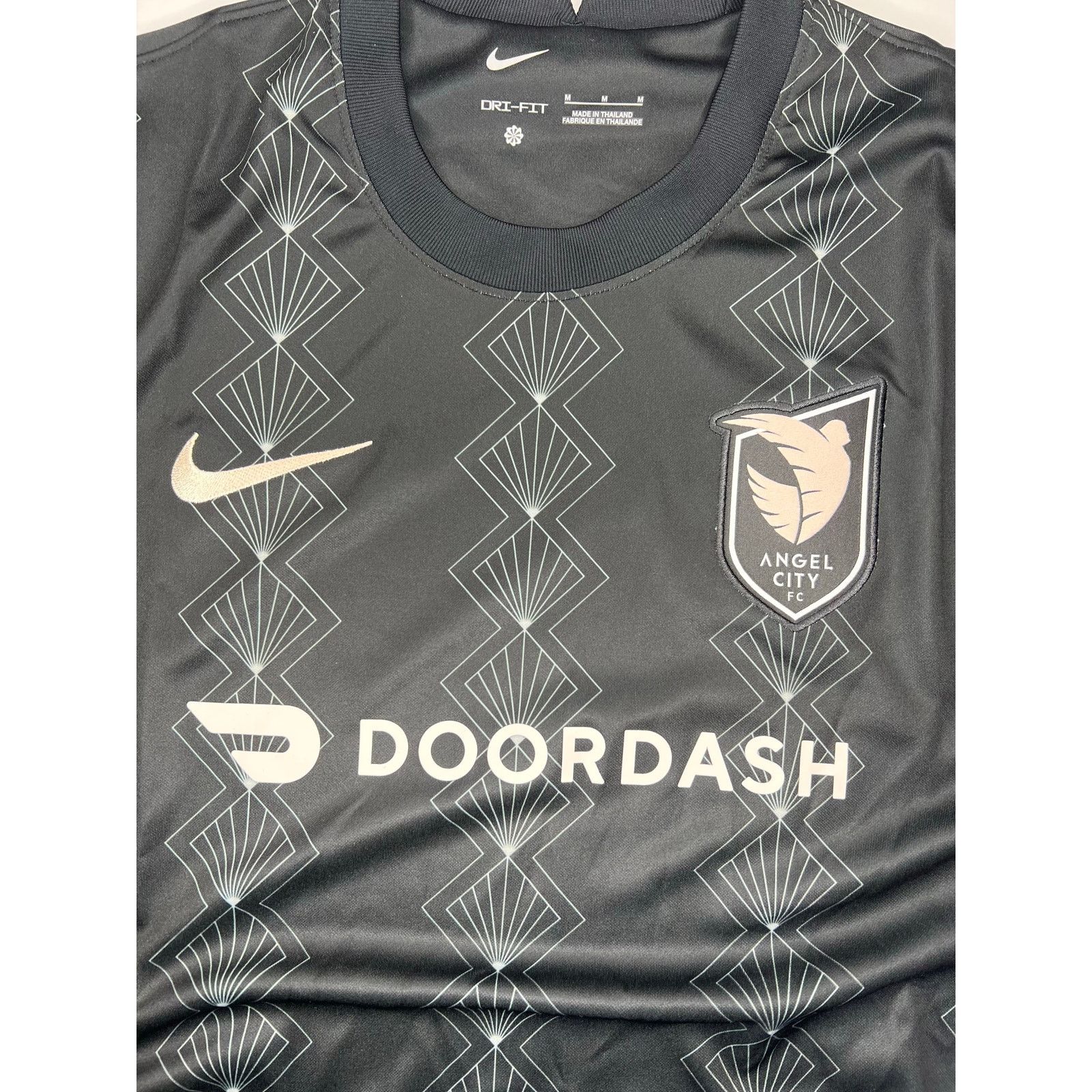 Nike Nike Angel City FC 2022/23 Home Jersey Dri-Fit Size US M / EU 48-50 / 2 - 3 Thumbnail