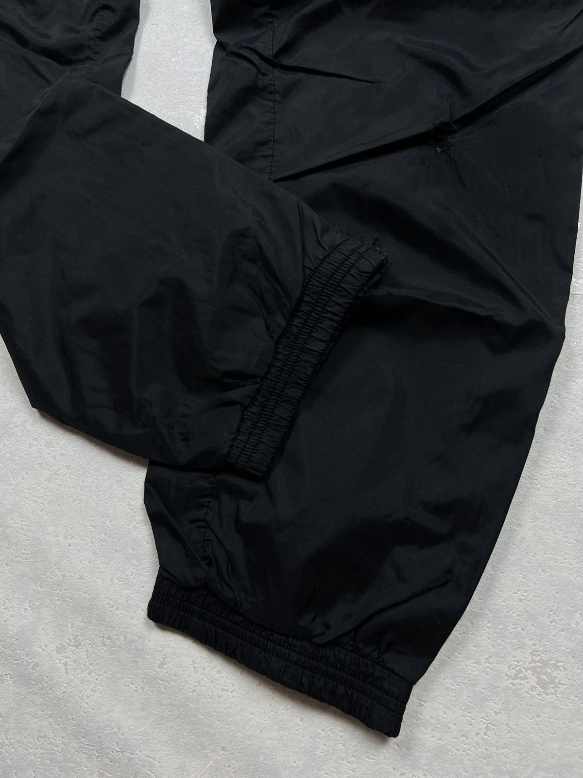 Nike 90s Nike Retro Logo Vintage Y2K Parachute Nylon Pants Size US 30 / EU 46 - 7 Thumbnail