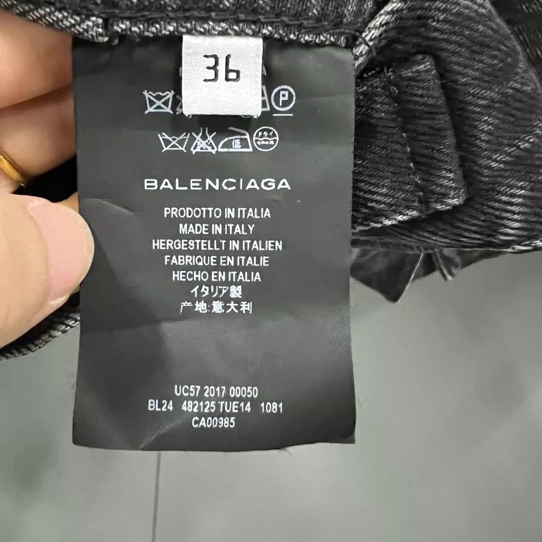 Balenciaga Balenciaga size 36 Black Short Denim Size S / US 4 / IT 40 - 4 Thumbnail