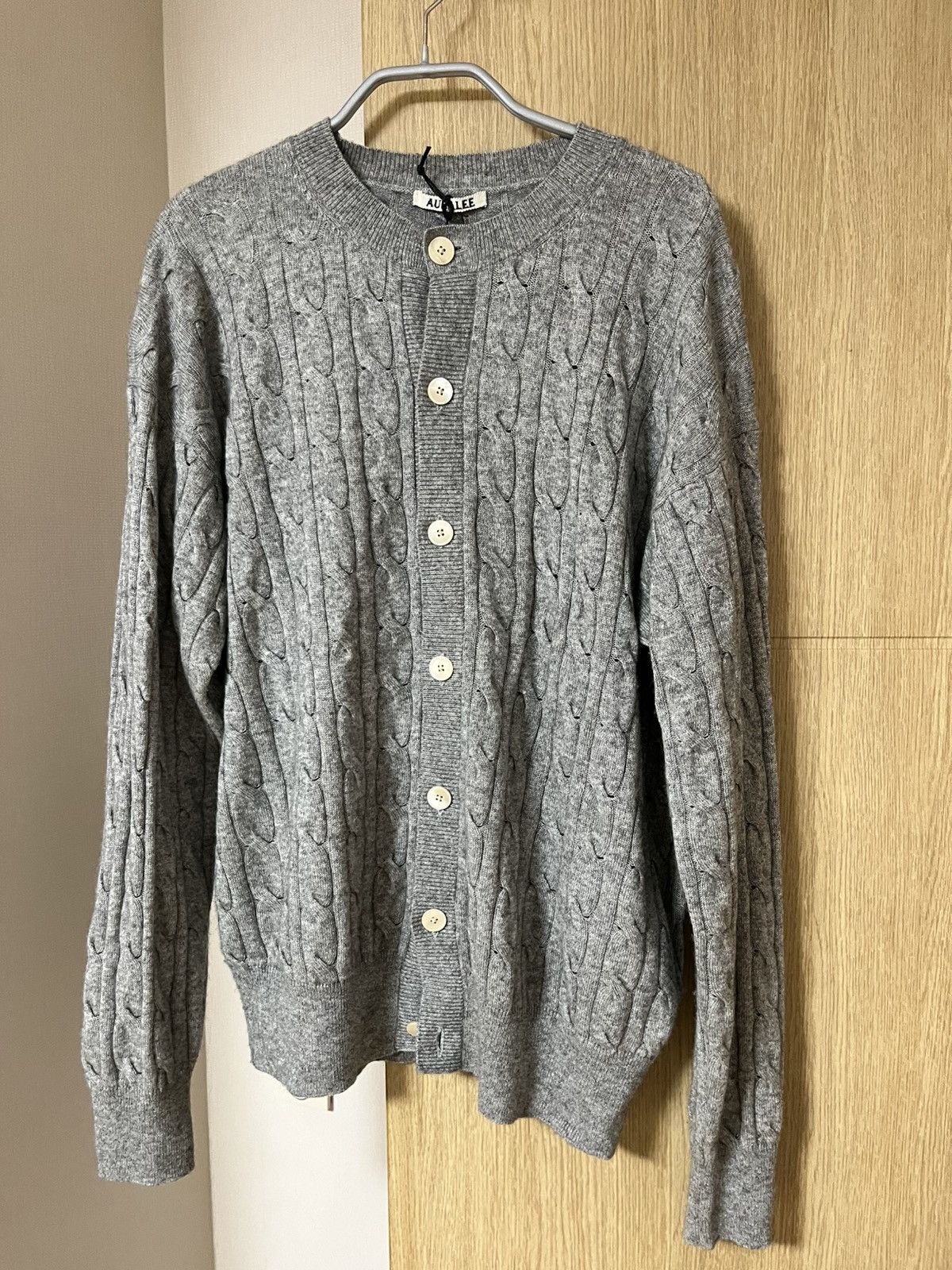 Auralee SUPER FINE CASHMERE SILK CABLE KNIT CARDIGAN