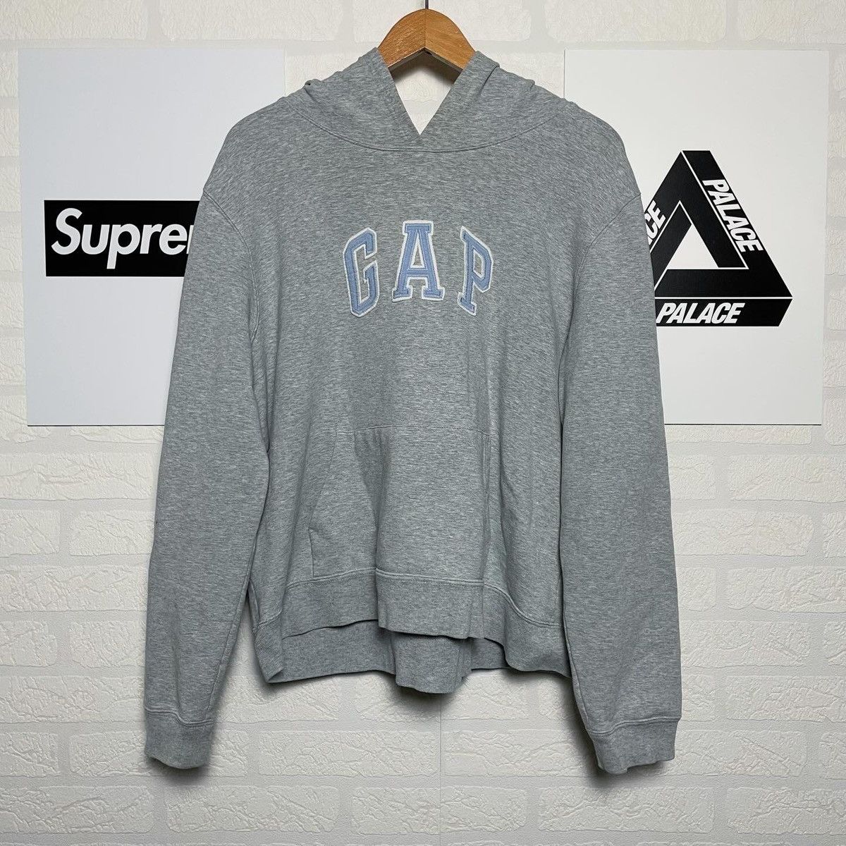 Gap × Vintage Crazy Vintage Y2K GAP Hoodie Embroidered Spell Out Grunge Size M / US 6-8 / IT 42-44 - 1 Thumbnail