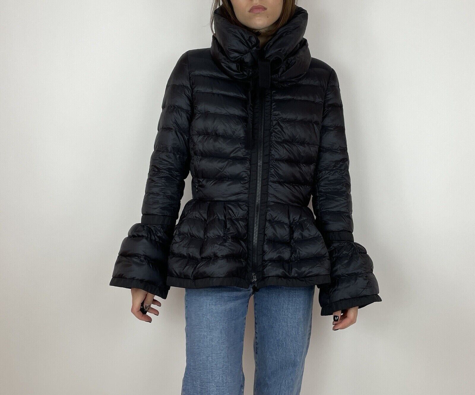 Moncler Moncler Down Jacket Women Puffer Scarf Black Size 1 Size S / US 4 / IT 40 - 1 Thumbnail