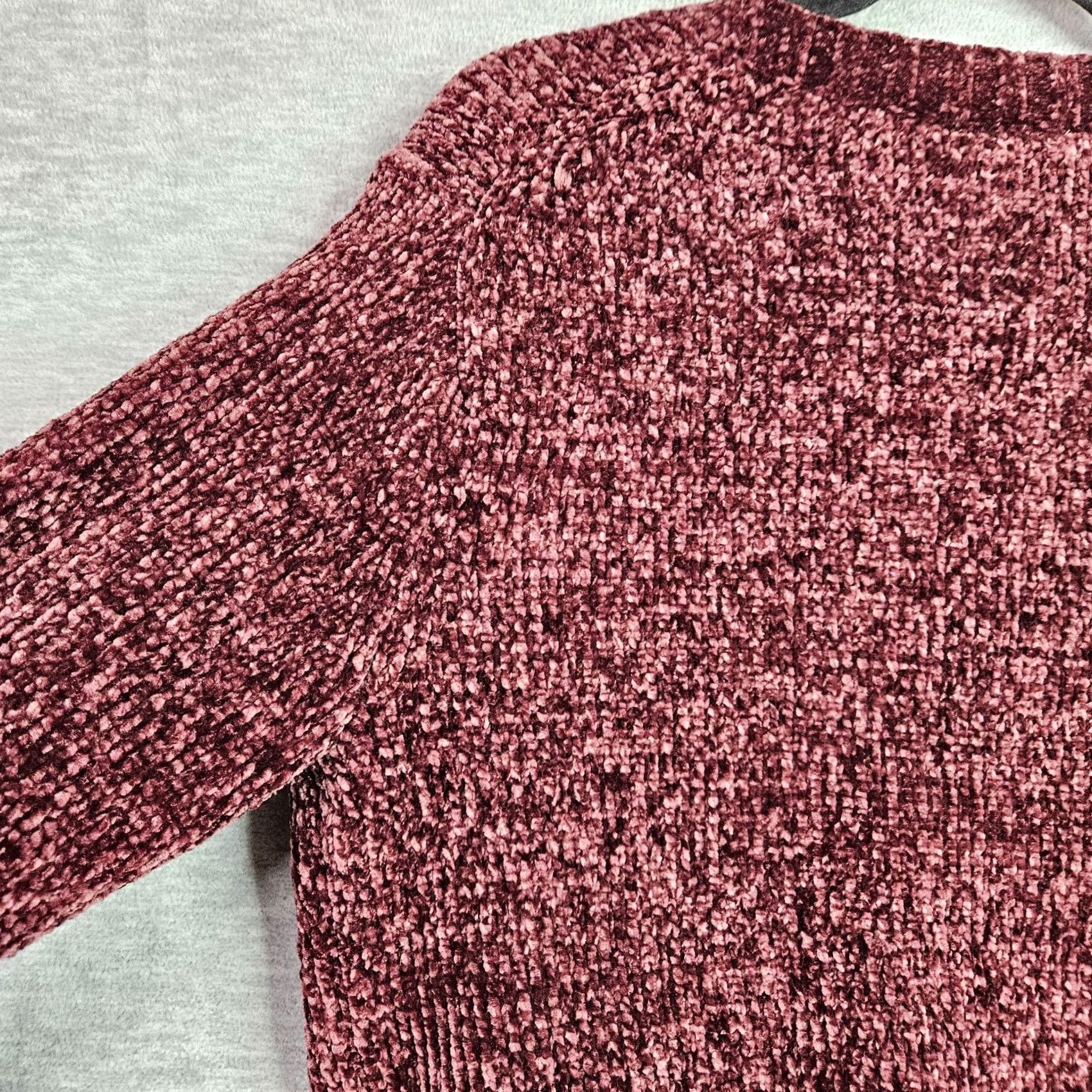 Calvin Klein Calvin Klein Sweater Women Size M Burgundy V Neck Chenille Cozy Size M / US 6-8 / IT 42-44 - 7 Thumbnail