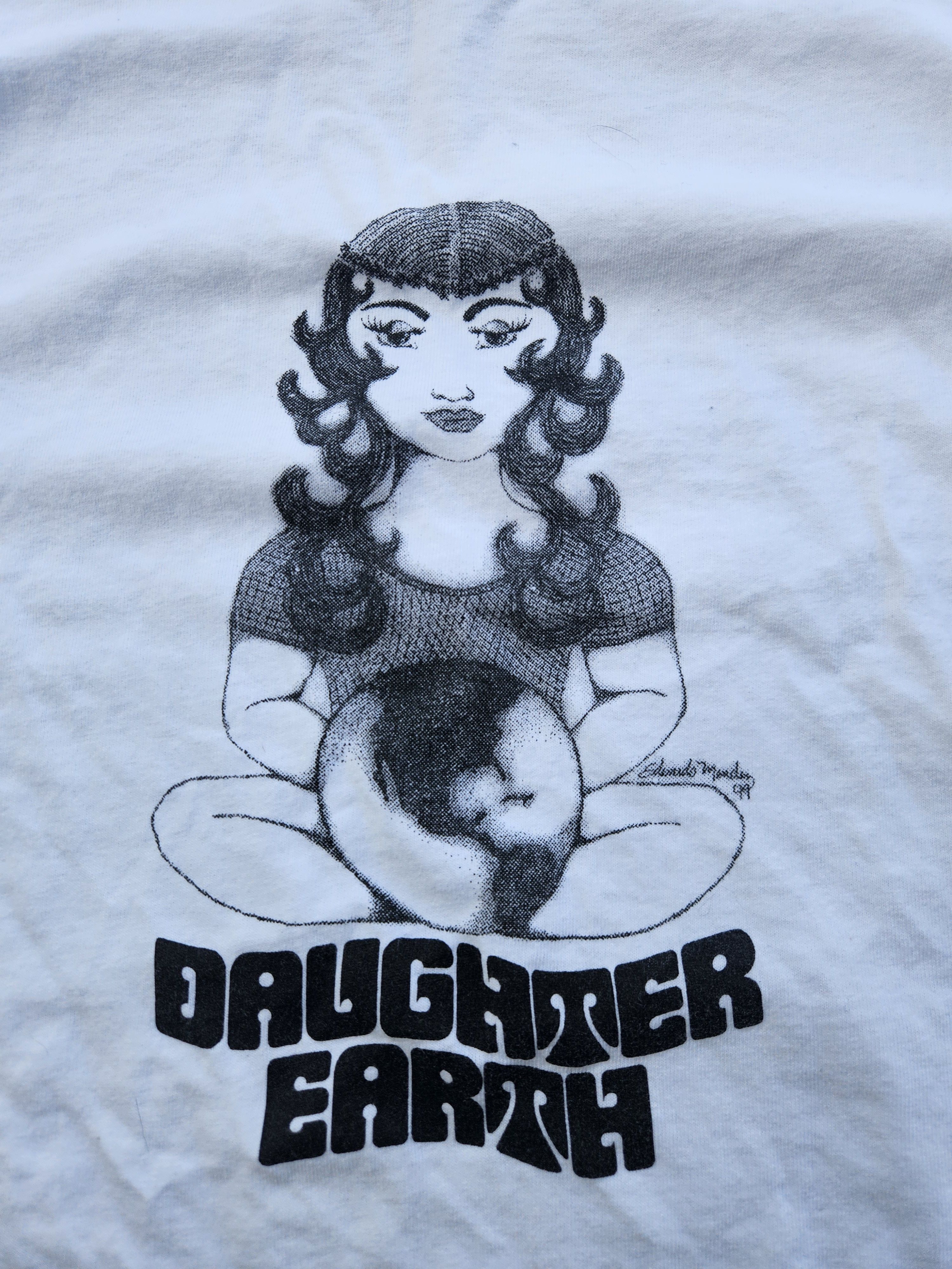 Hanes Daughter Earth Vintage Hanes Tee Size US L / EU 52-54 / 3 - 2 Thumbnail