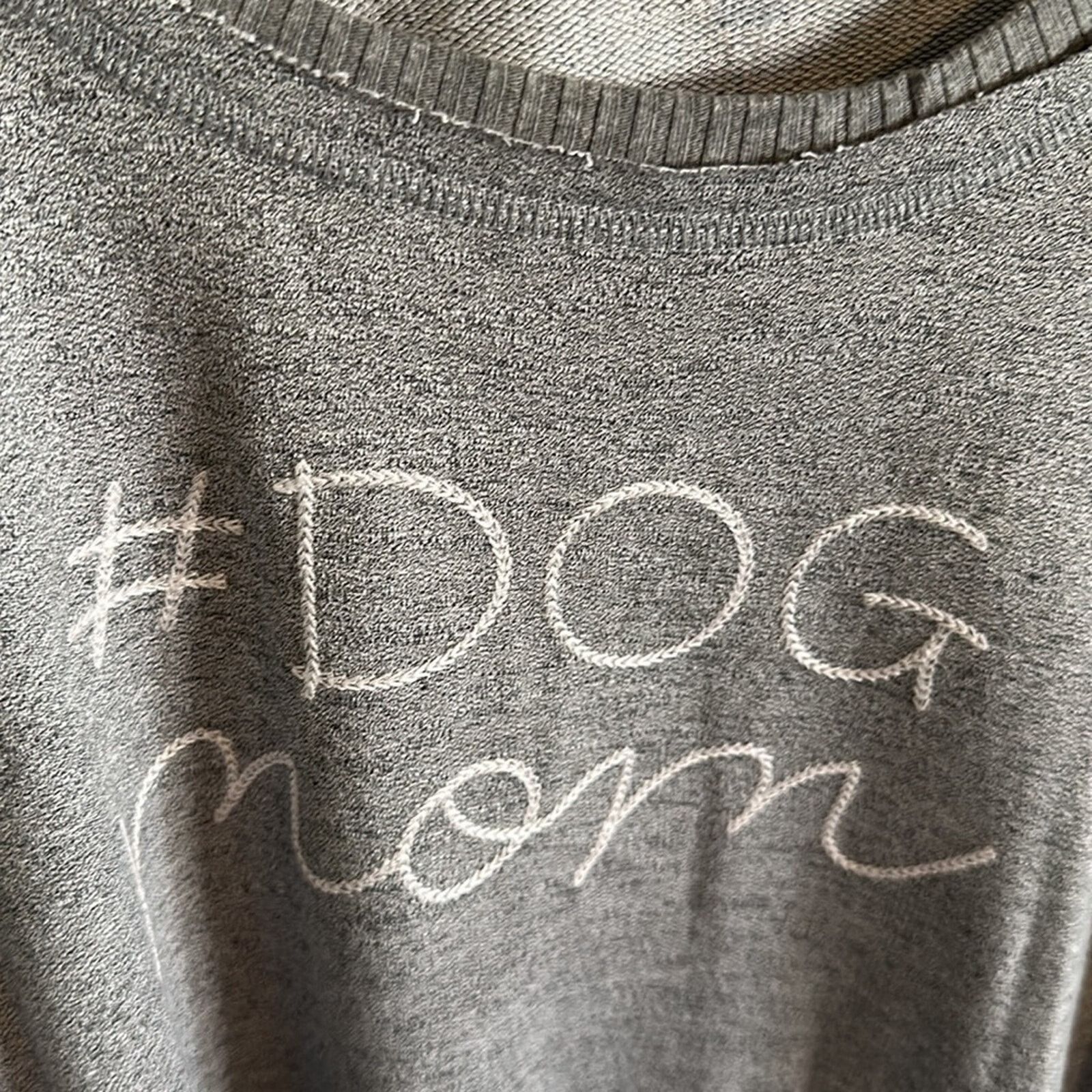 Nordstrom Maurices Football Dog Mom Sweatshirt Size M / US 6-8 / IT 42-44 - 2 Thumbnail