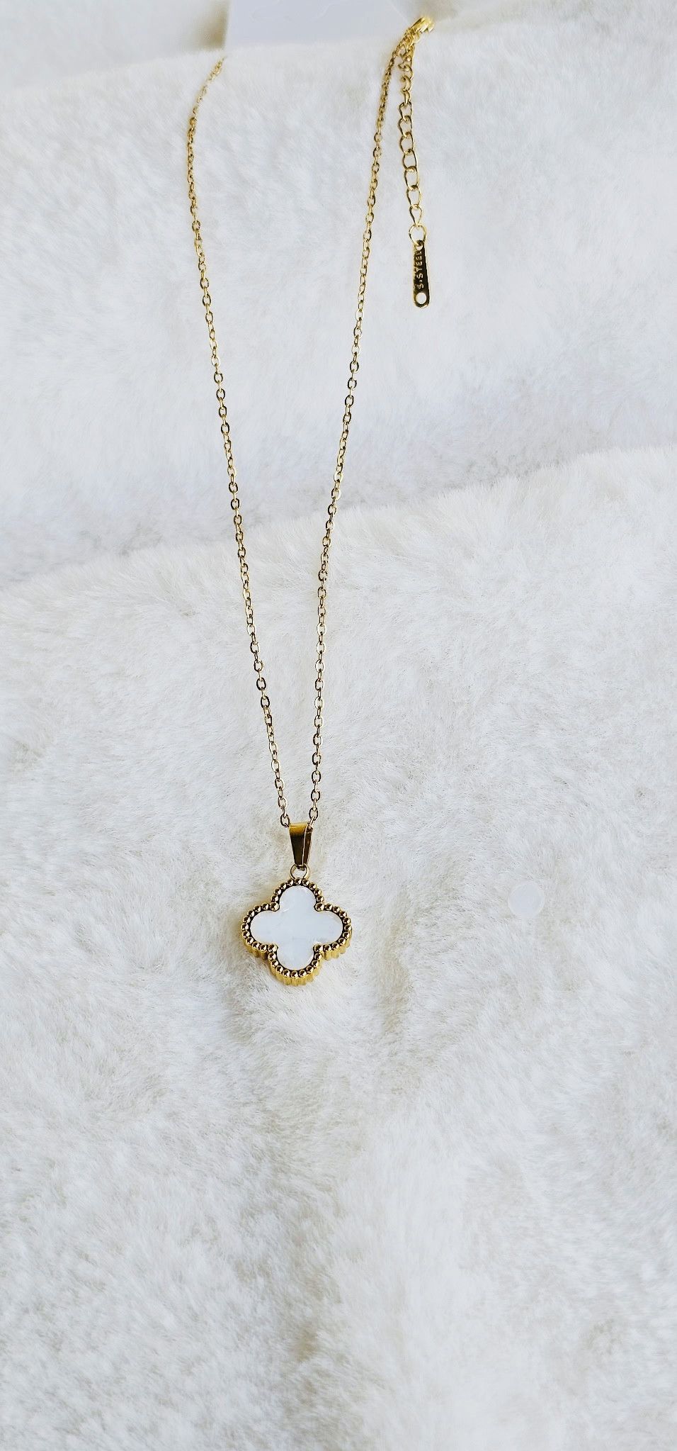 Other Elegant Clover necklace Size ONE SIZE - 1 Thumbnail