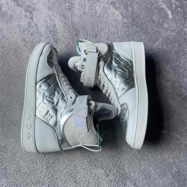 Louis Vuitton Louis Vuitton Boombox Casual Sneakers for Women -2508 Size US 7 / IT 37 - 7 Thumbnail
