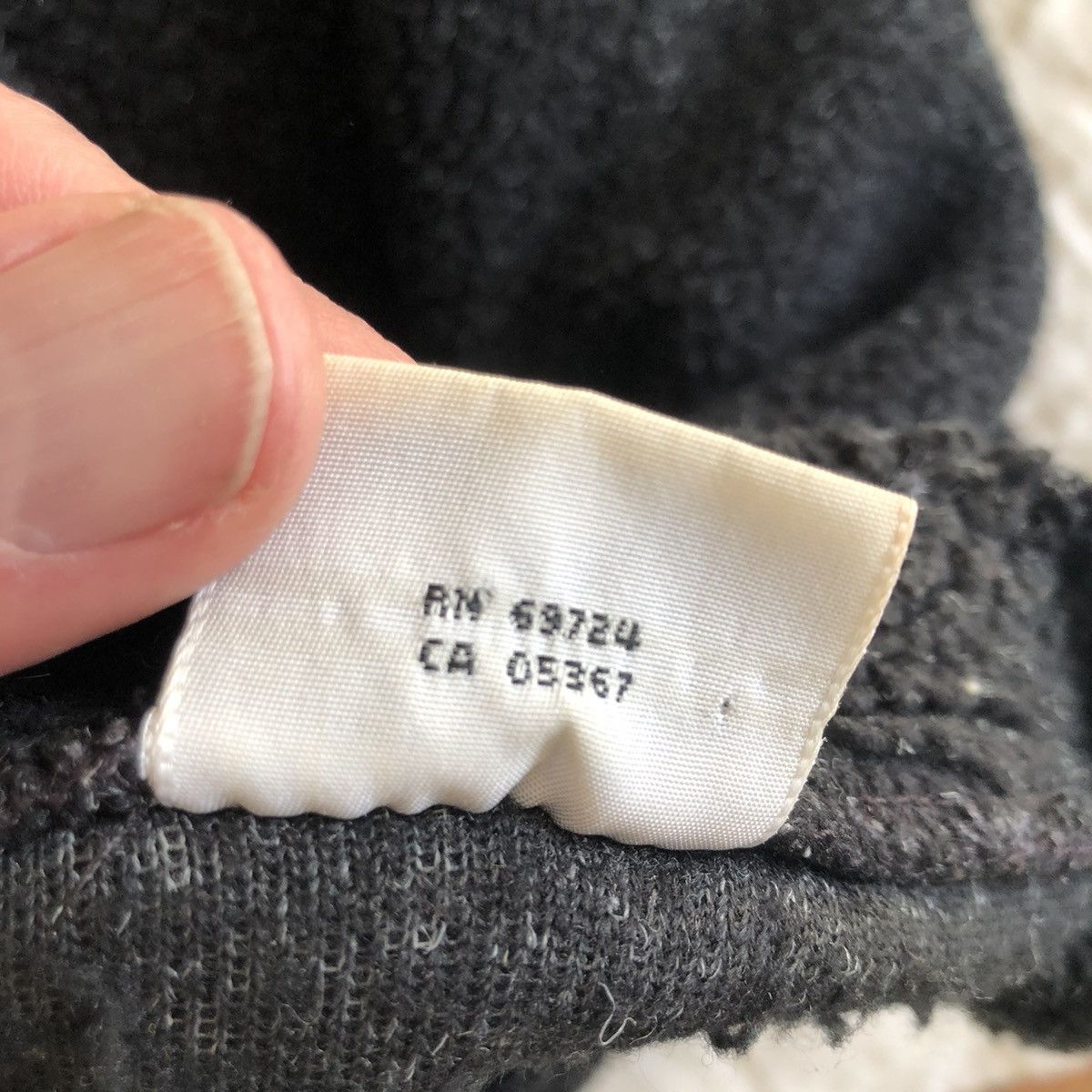 Columbia × Vintage Vintage 1990s mens COLUMBIA long sleeved, charcoal fleece L Size US L / EU 52-54 / 3 - 5 Thumbnail
