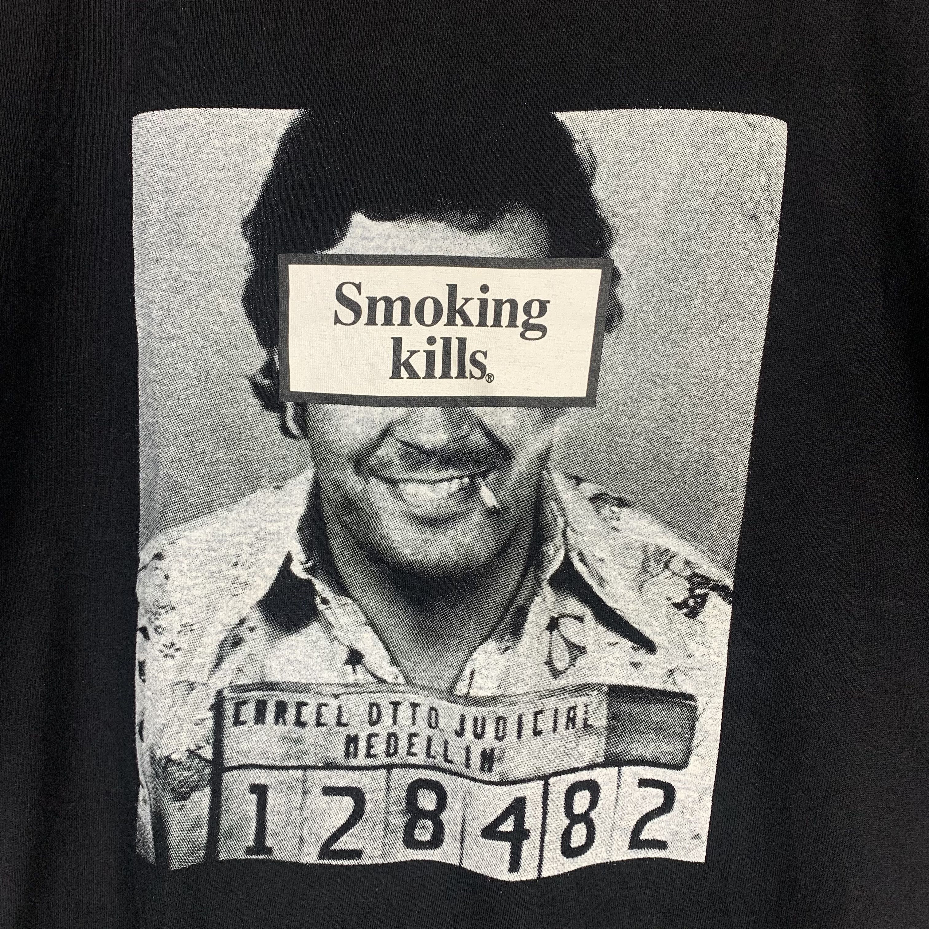 FR2 Smoking Kills FR2 Tshirt Pablo Escobar Size US M / EU 48-50 / 2 - 2 Thumbnail
