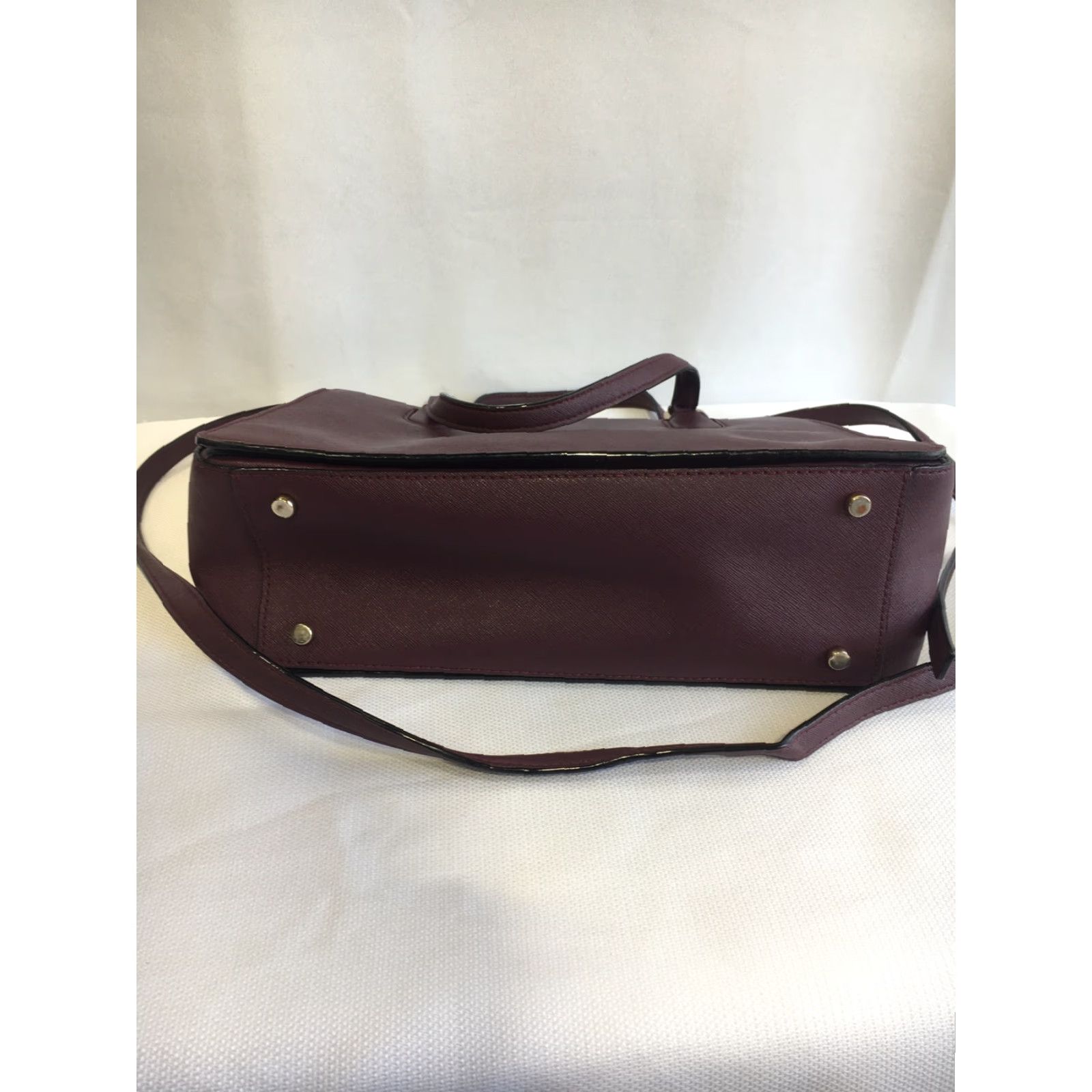 Vintage kate spade new york Laurel Handbag Satchel Burgundy WKRU5392 Shoulder Strap Medium Womens Size ONE SIZE - 5 Thumbnail