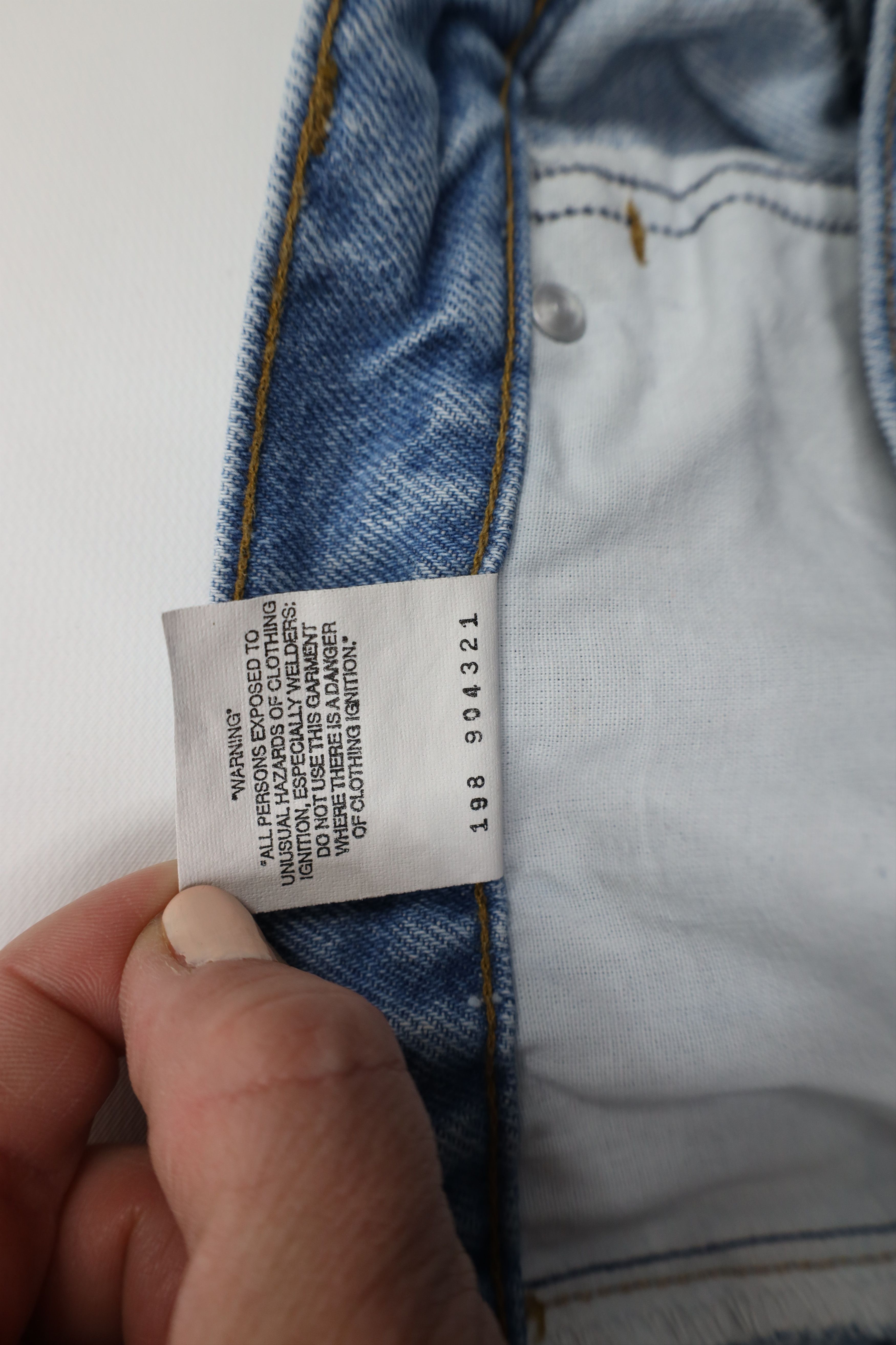 Carhartt × Vintage Vintage 90s Carhartt Spell Out Relaxed Fit Denim Jeans USA Size US 34 / EU 50 - 10 Thumbnail