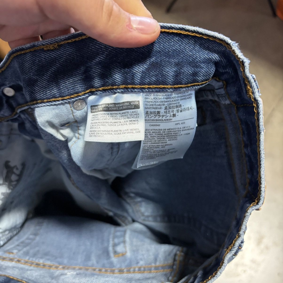 Levi's Vintage 517 Boot Cut Denim Jeans Faded Distressed Grunge Size US 34 / EU 50 - 14 Thumbnail