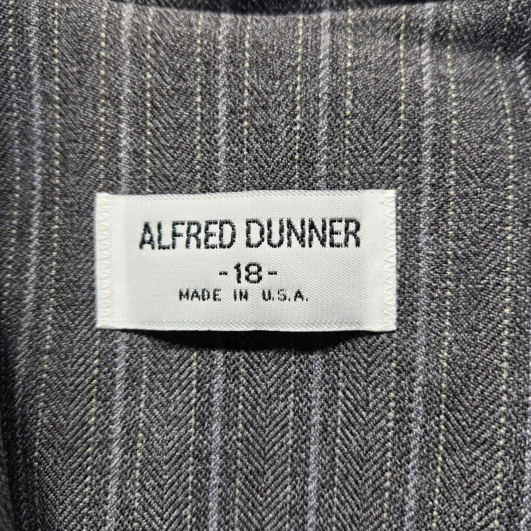 Vintage Alfred Dunner Black Dress Jacket Coat Adult Women's Size 18 18 Black Alfred Dunner Dress Jacket Coat Women Adult Size 18 Black Size XXL / US 16-18 / IT 52-54 - 4 Thumbnail