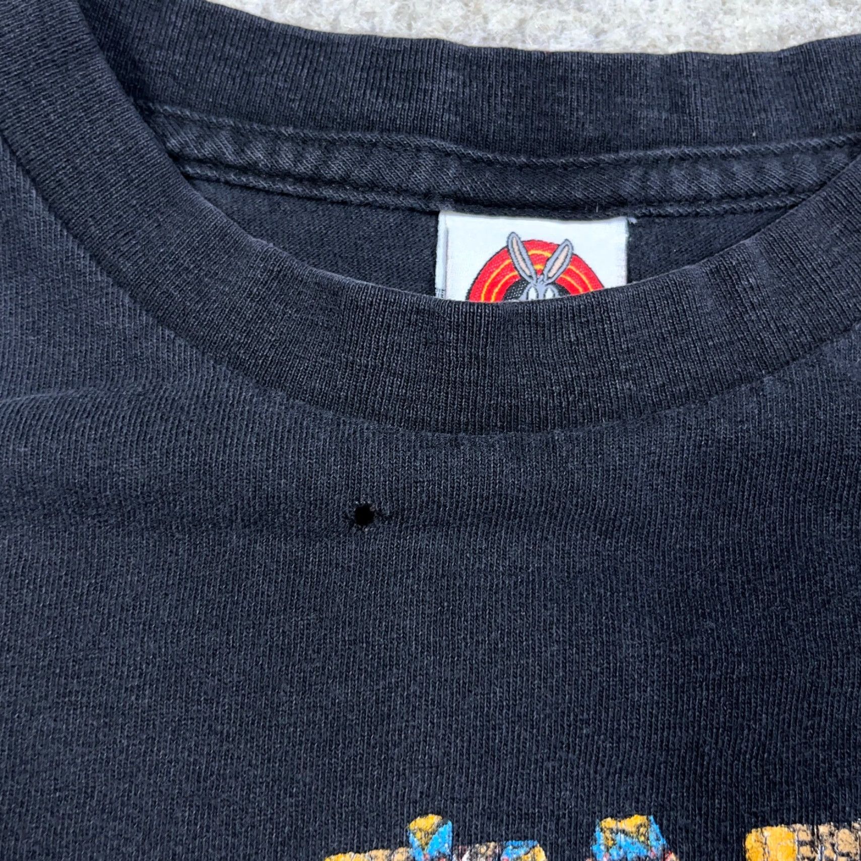 Vintage VINTAGE Looney Tunes Shirt Men Medium Tee Taz Tasmanian Devil 90s Survive Island Size US M / EU 48-50 / 2 - 7 Thumbnail