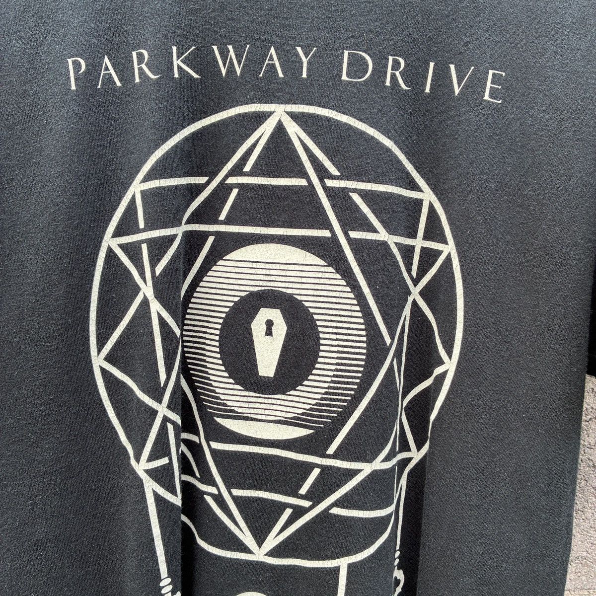 Band Tees Parkway Drive Atlas Tee Metalcore Band Merch Size US M / EU 48-50 / 2 - 4 Thumbnail
