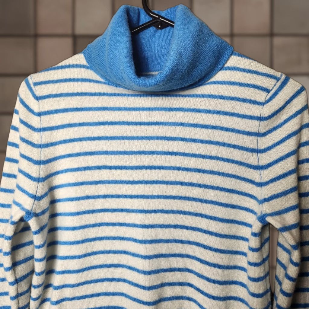 Vintage CJ Laing Palm Beach Blue Ivory Stripe 100% Cashmere Turtleneck Sweater-Size S Womens Pullover Knit Size S / US 4 / IT 40 - 1 Thumbnail