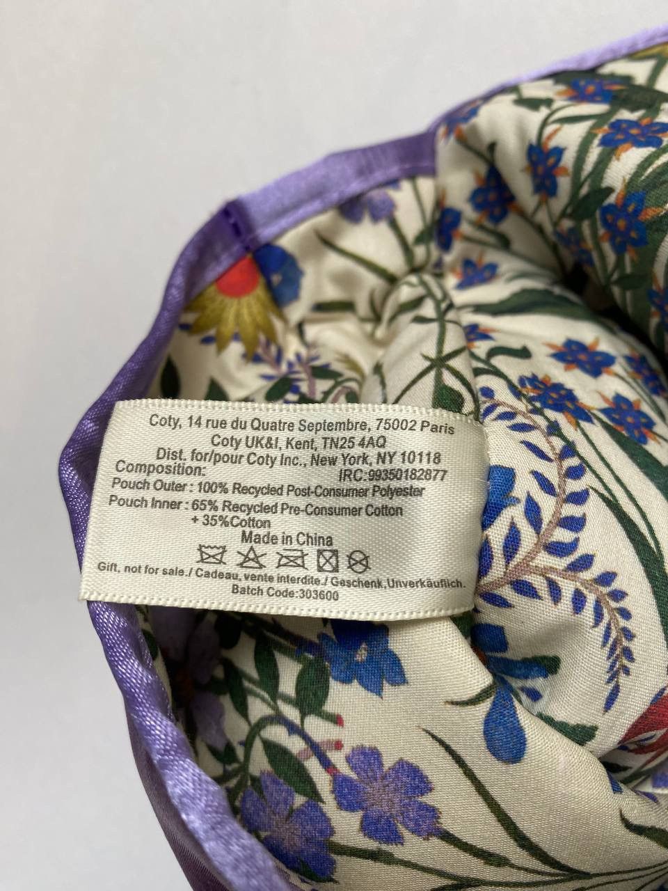 Gucci Rare Gucci Beauty 2023 GWP Purple Pouch Makeup Clutch Bag Size ONE SIZE - 8 Thumbnail