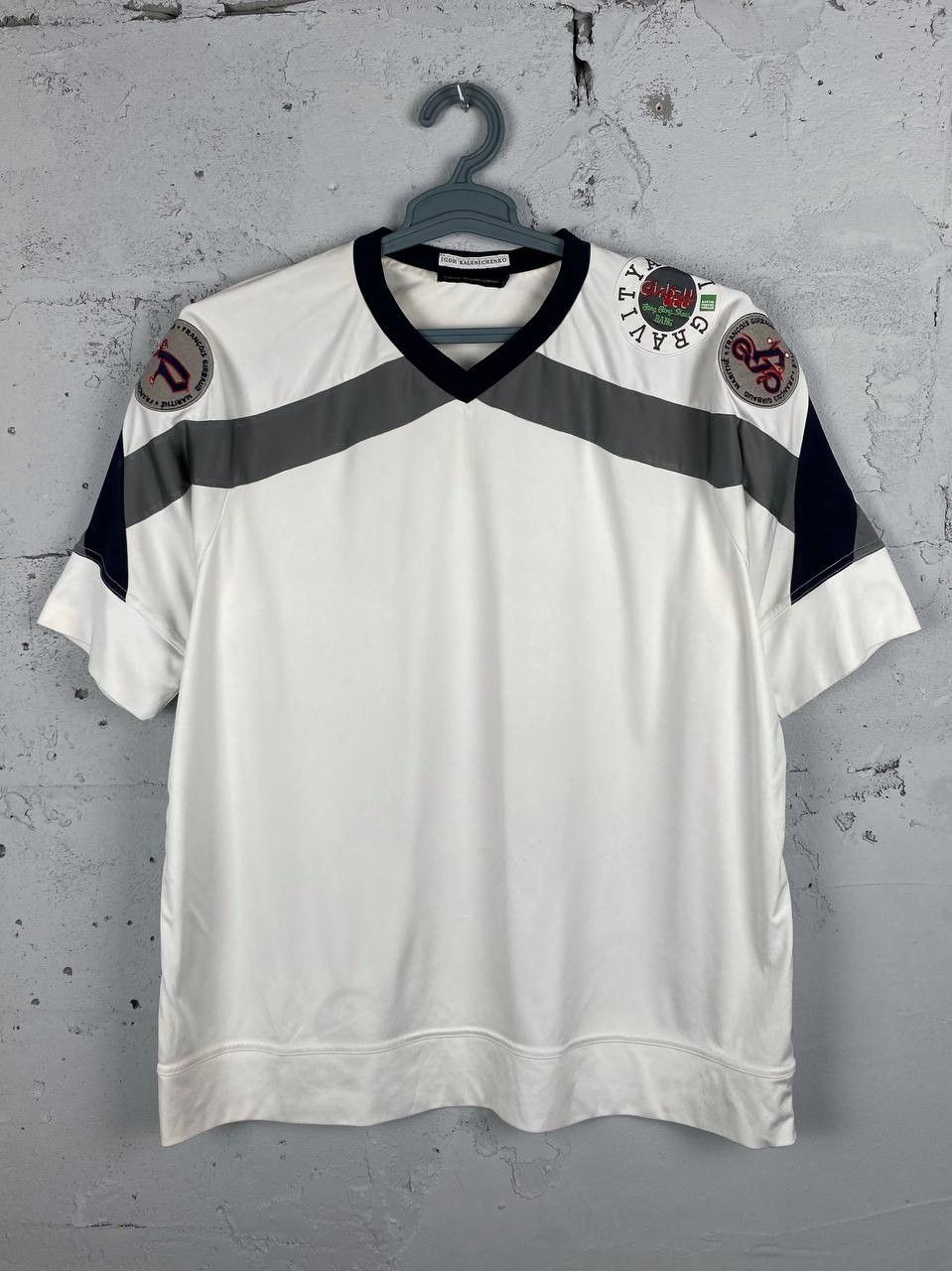 Marithe + Francois Girbaud Avantgarde MFG Sport Patch T Shirt Jersey Japan Size US XL / EU 56 / 4 - 2 Thumbnail