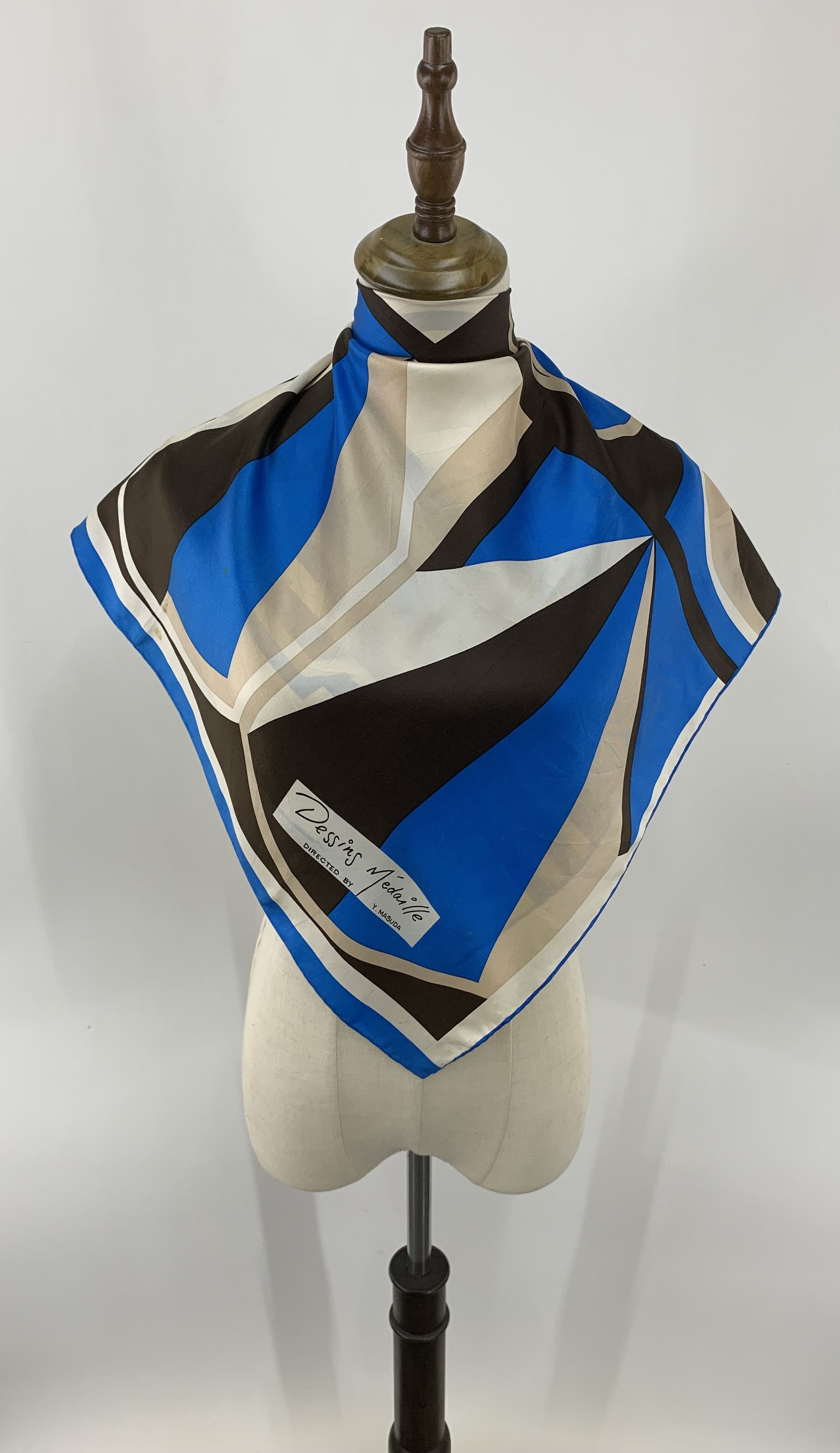 Japanese Brand Dessins Medaille by Y.Masuda Silk Scarf Square A5629 Size ONE SIZE - 1 Thumbnail