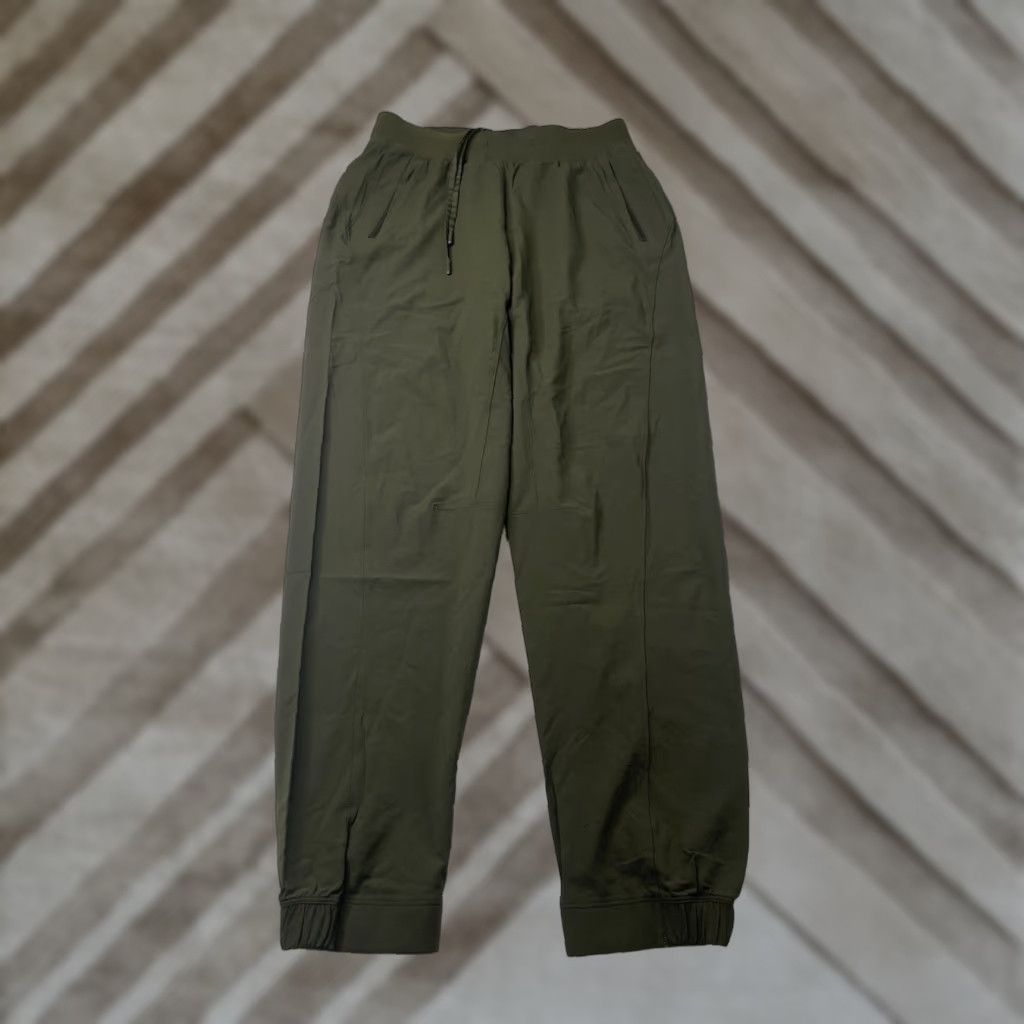 Lululemon Lululemon Women's Jogger Pants Green 6 Tapered Leg Drawstring Waist Pockets Activewear Athleisure Regular Size Type: Pants Size 28" / US 6 / IT 42 - 1 Thumbnail