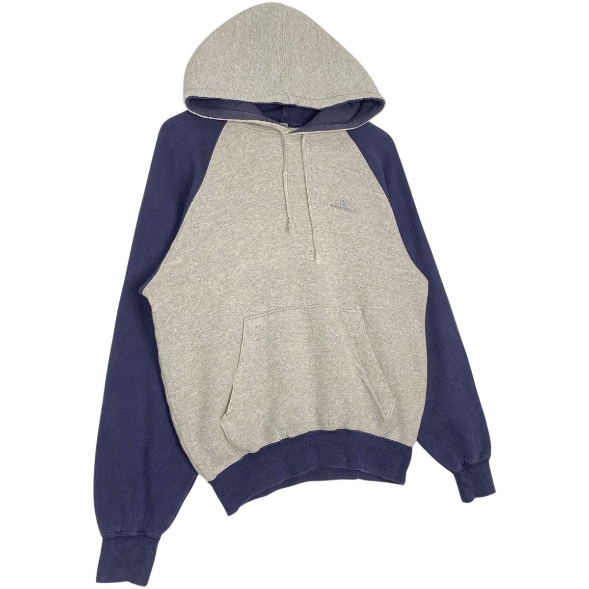 Vintage Vintage Russell Plain Raglan Hoodie Sweater Pullover Size M Size US M / EU 48-50 / 2 - 3 Thumbnail
