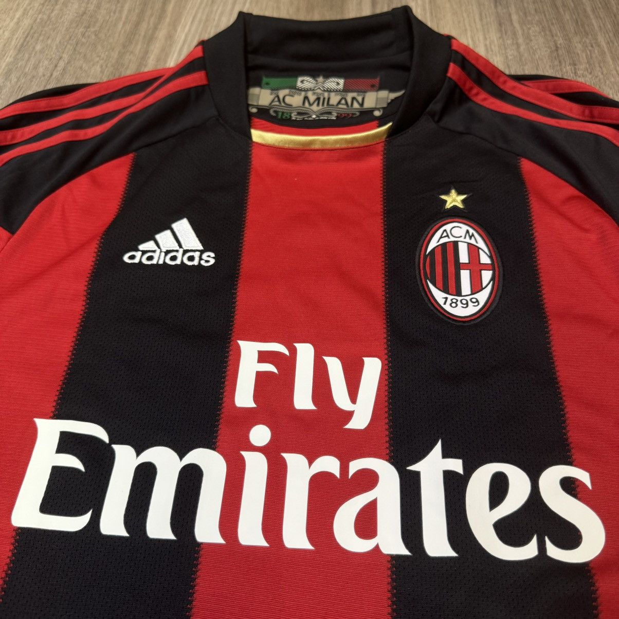 Adidas × Signatures AC Milan 11/12 home shirt Massaro signed shirt Size US S / EU 44-46 / 1 - 3 Thumbnail
