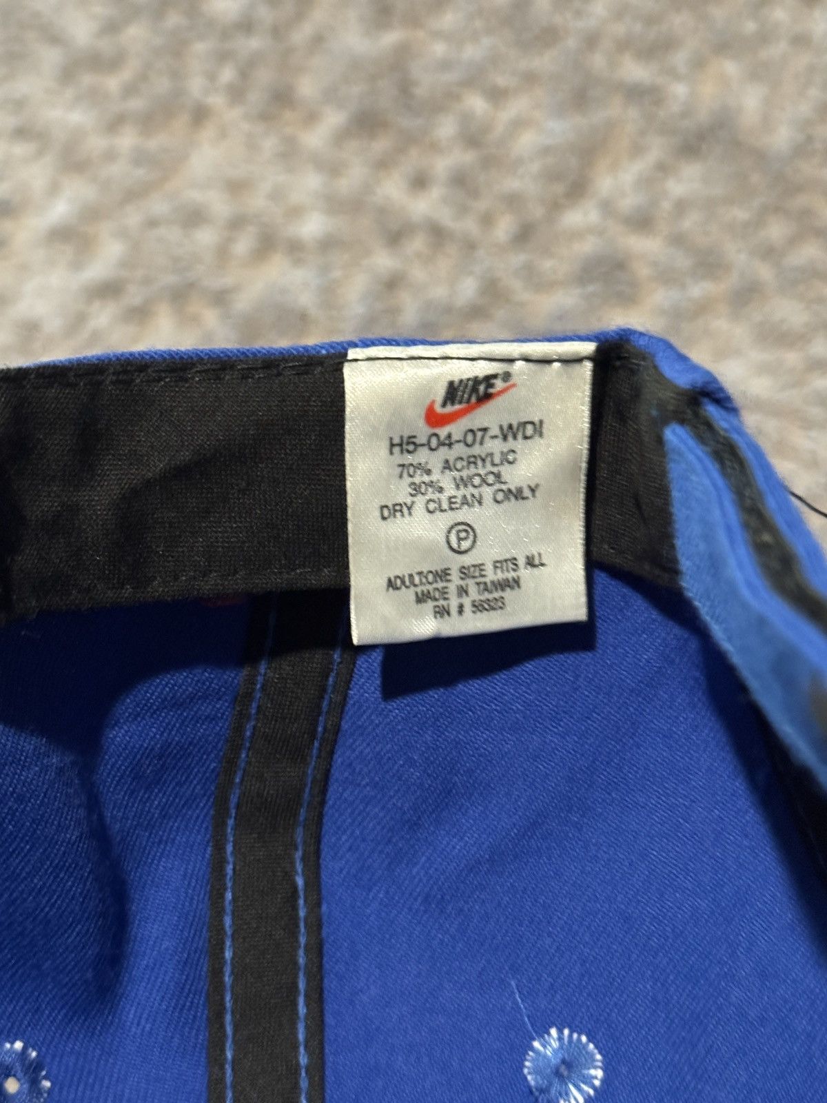 Nike Kinda like a Florida gators type hat Size ONE SIZE - 5 Thumbnail
